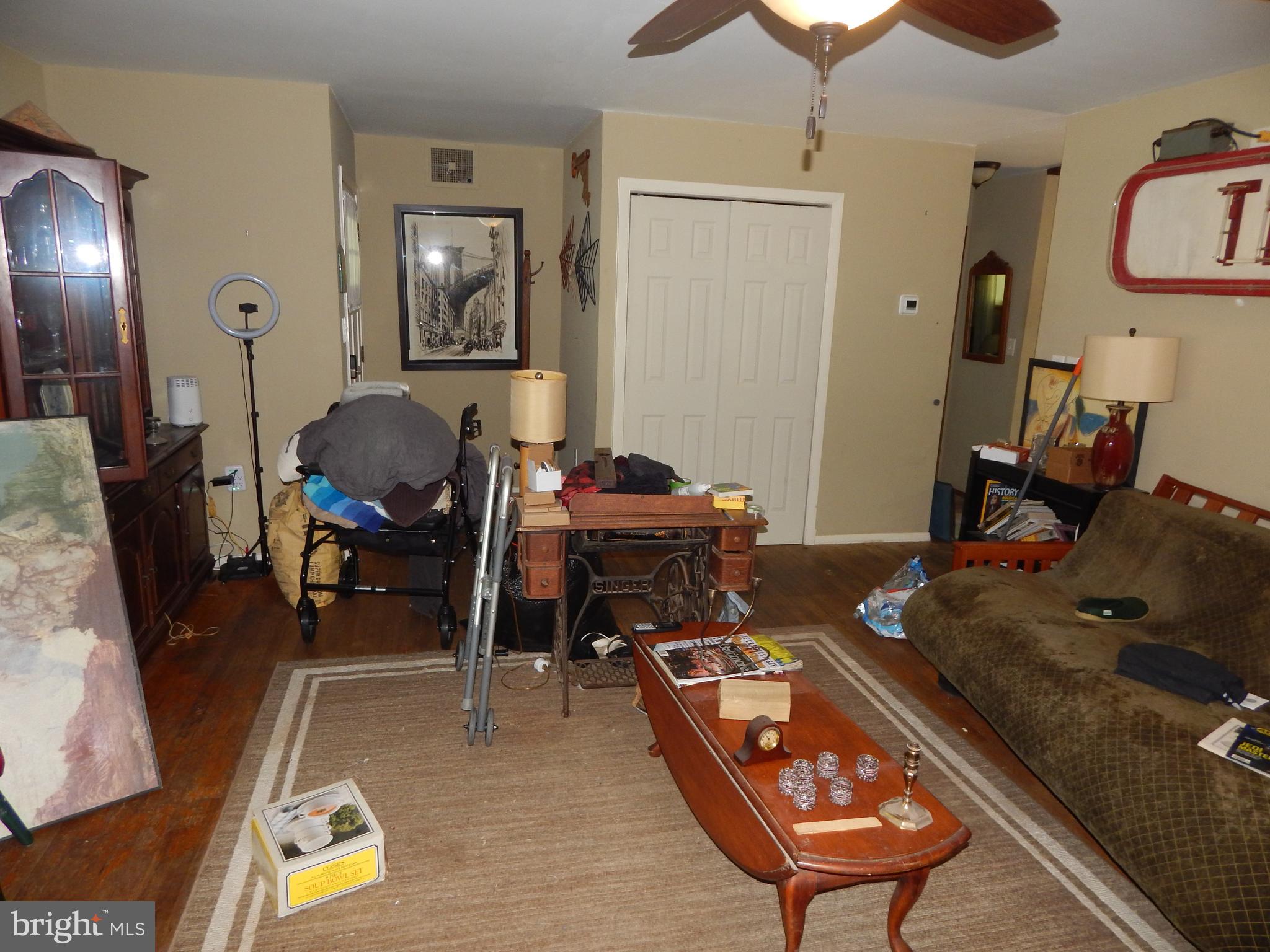 SUNNYBROOK FARMS - Residential