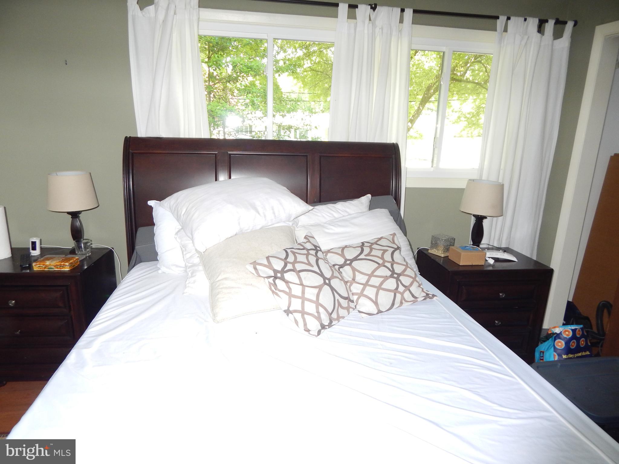 SUNNYBROOK FARMS - Residential