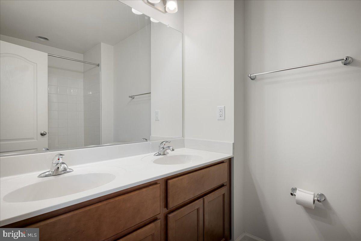 MCCAULEY CROSSING - Residential