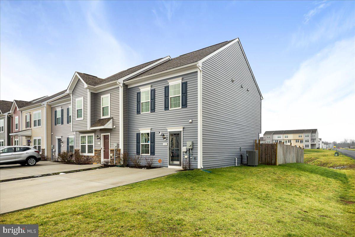 MCCAULEY CROSSING - Residential