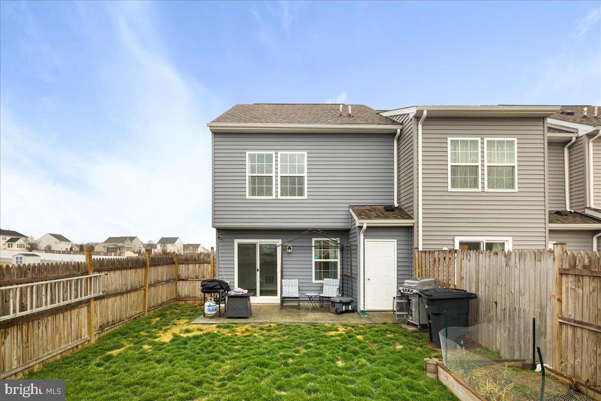 MCCAULEY CROSSING - Residential