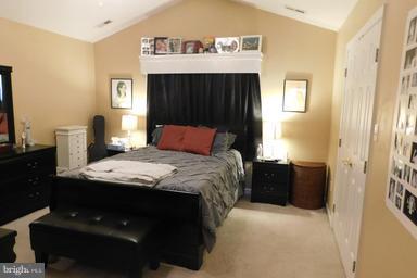 SALEM RUN - Residential