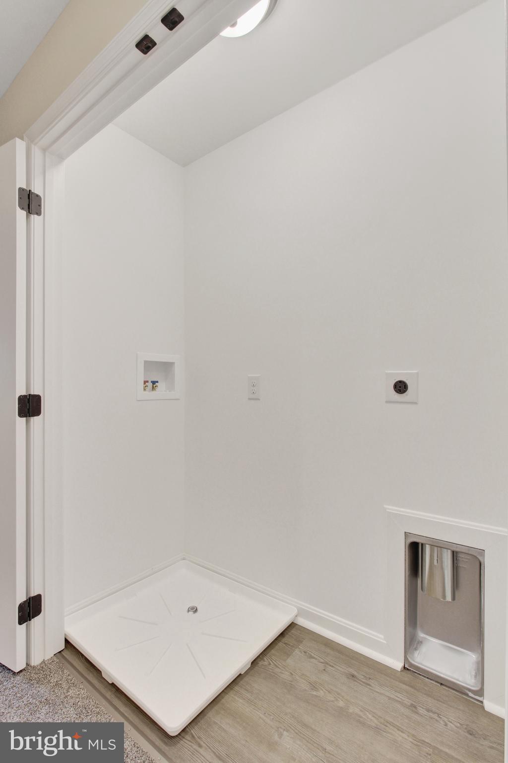 FARMSPRING ESTATES - Residential