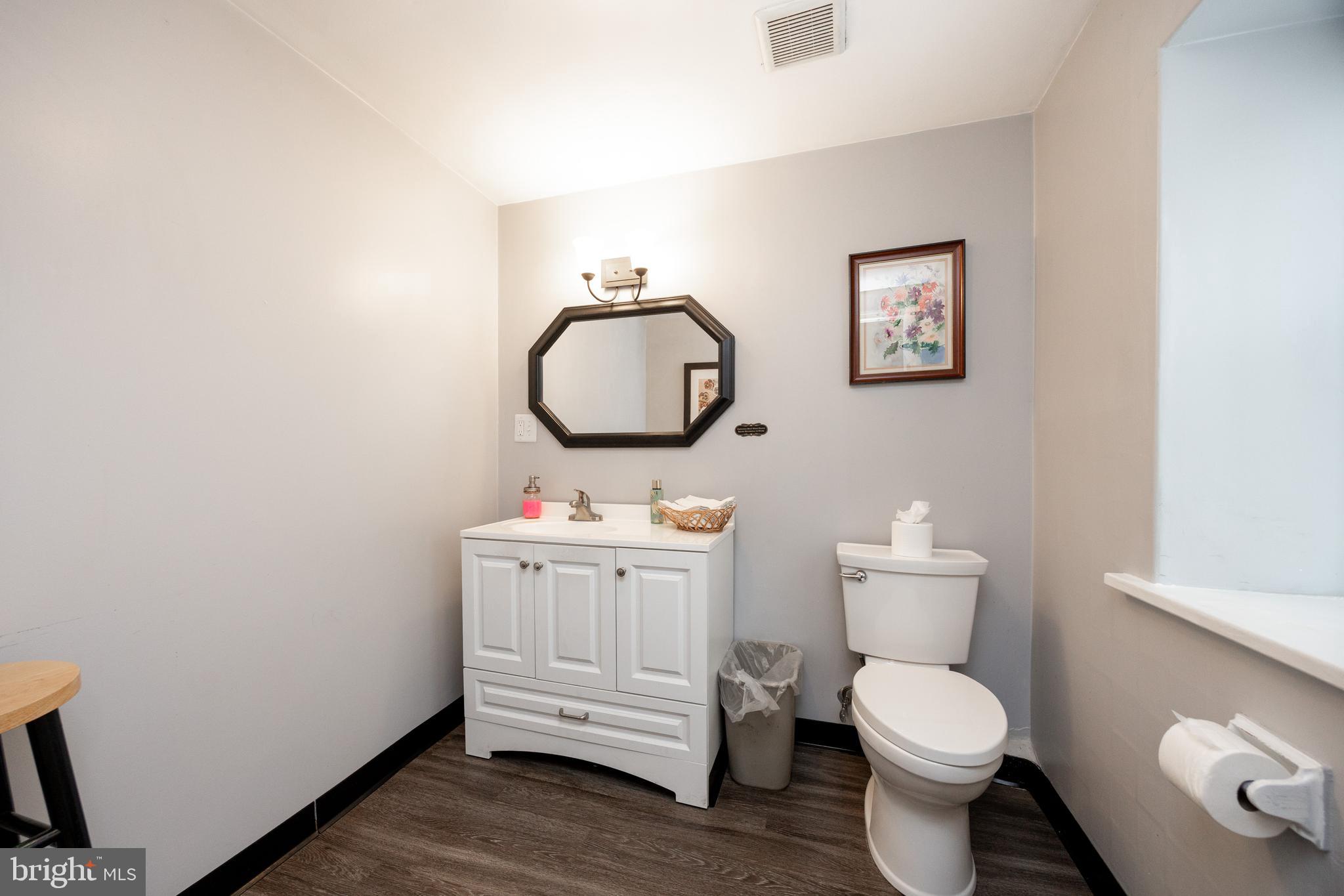 TELFORD - Commercial Sale