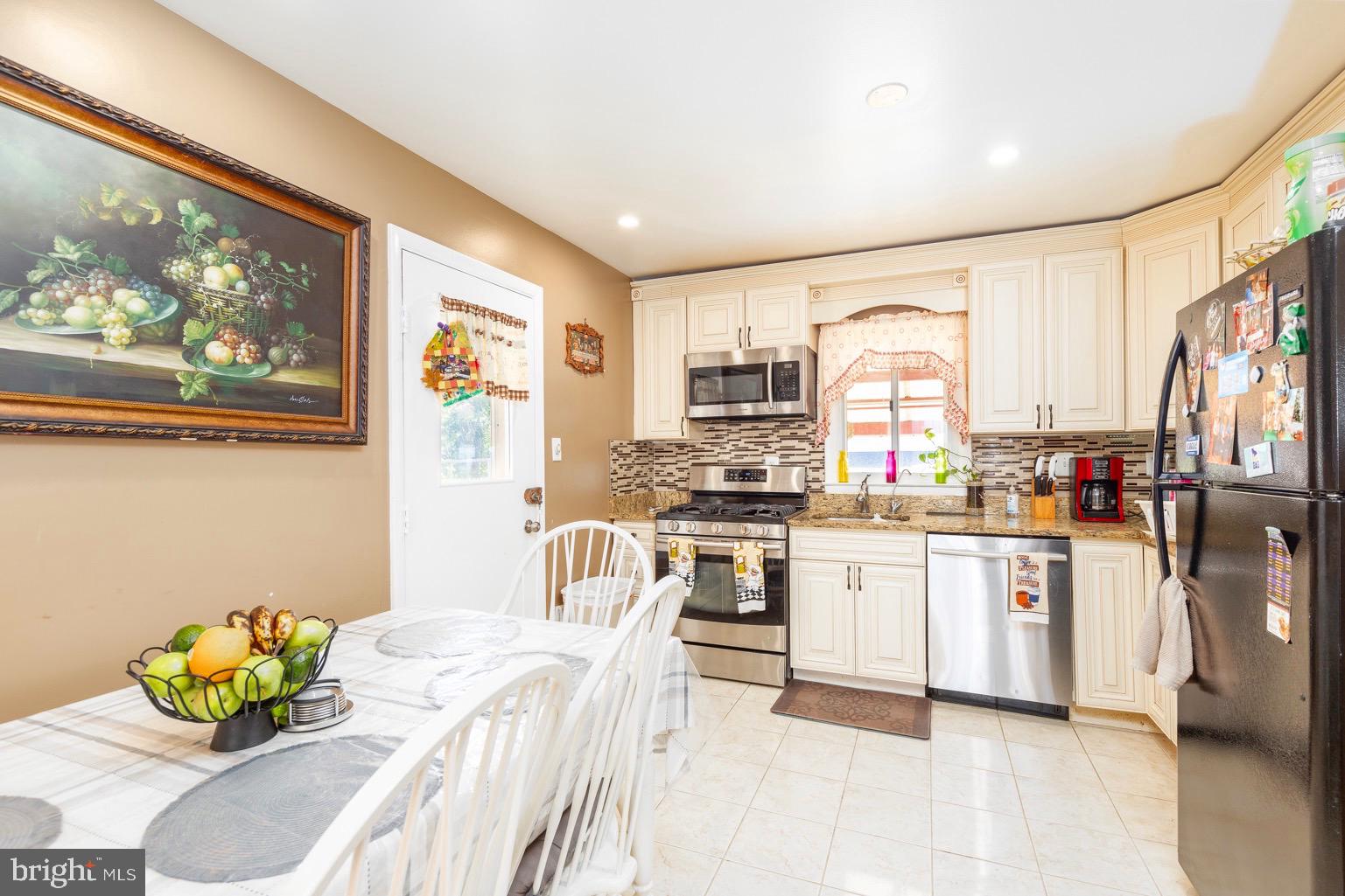 GLEN BURNIE PARK - Residential