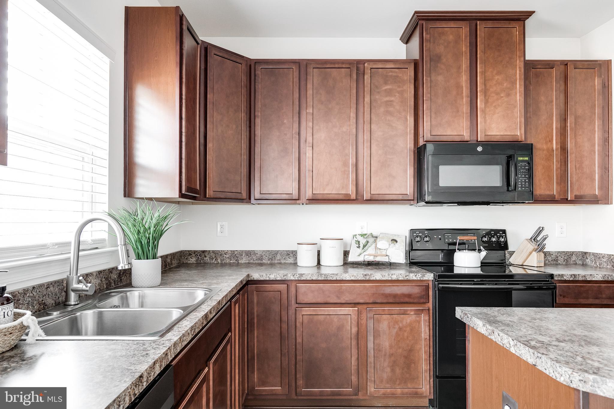 LEES PARKE - Residential