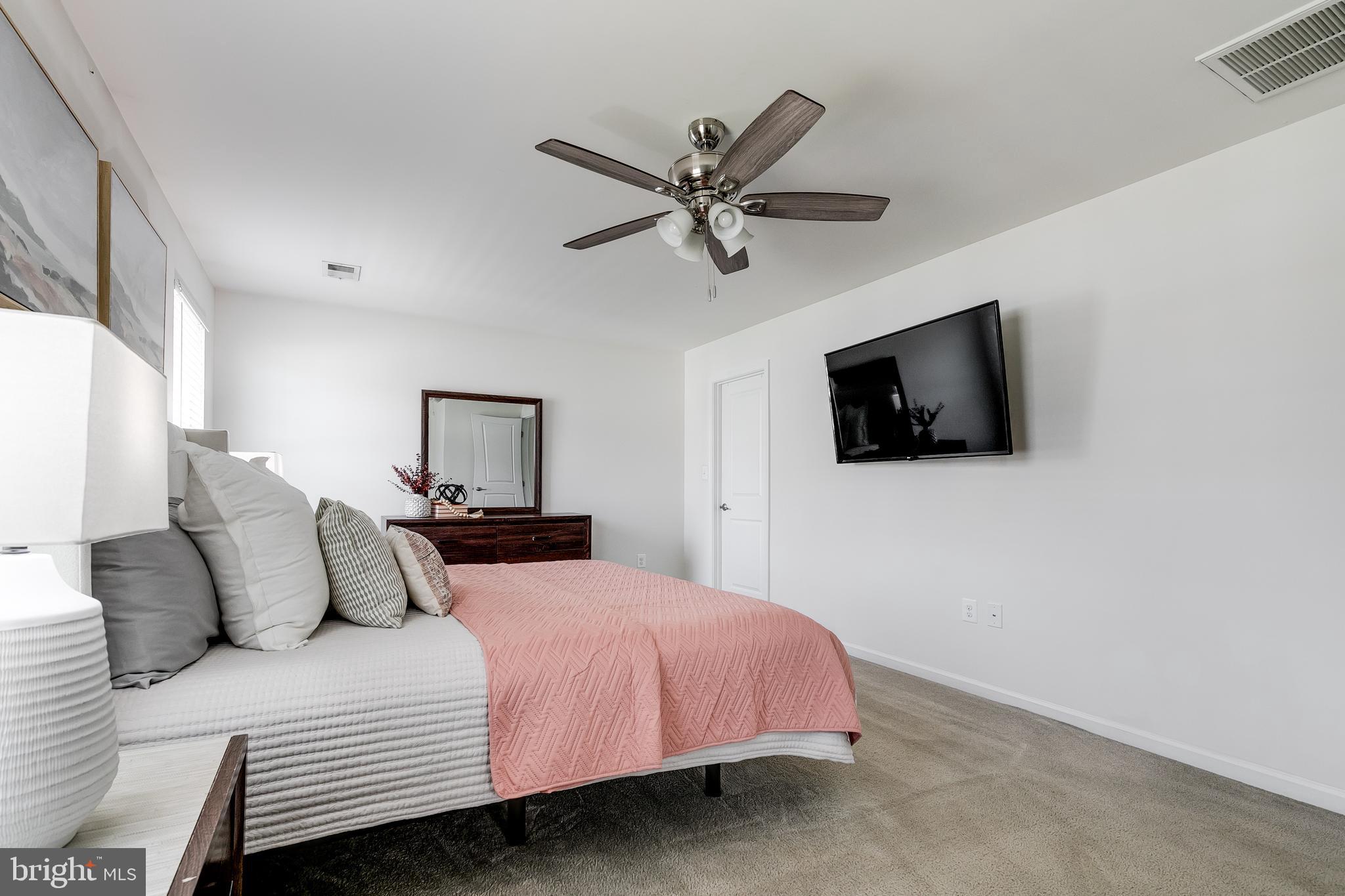 LEES PARKE - Residential