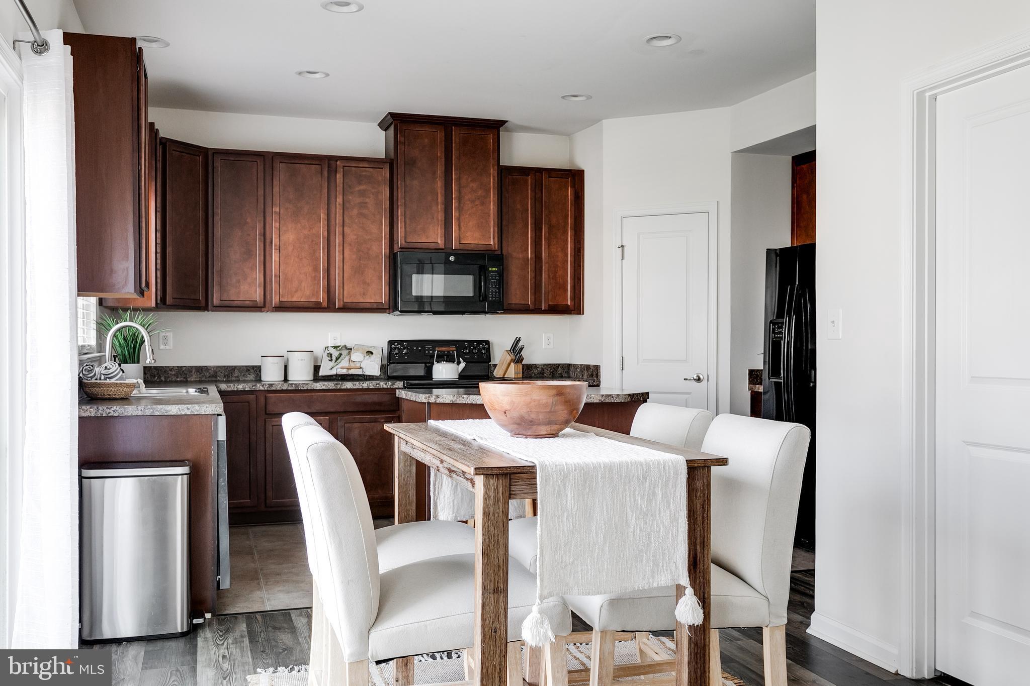 LEES PARKE - Residential