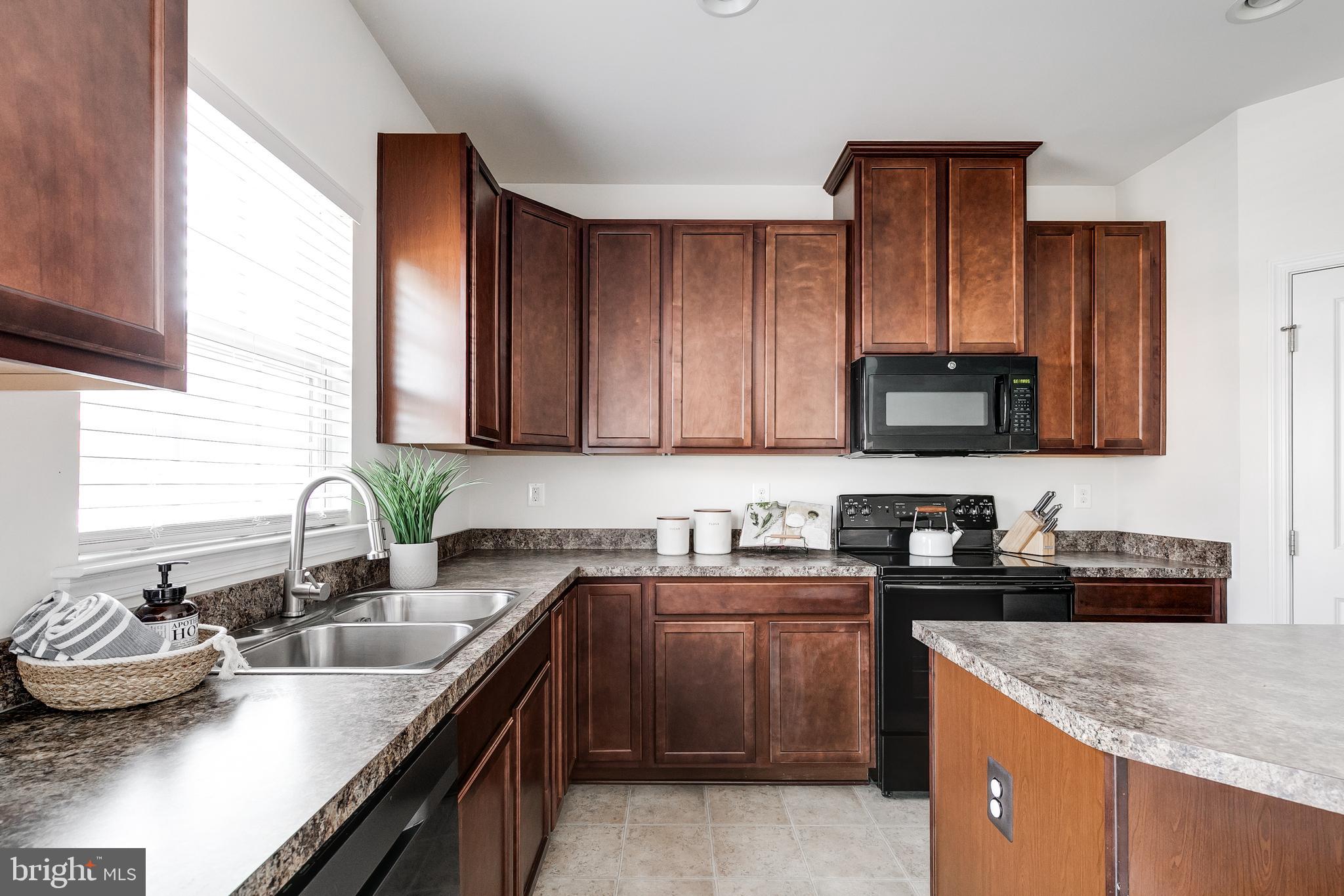 LEES PARKE - Residential