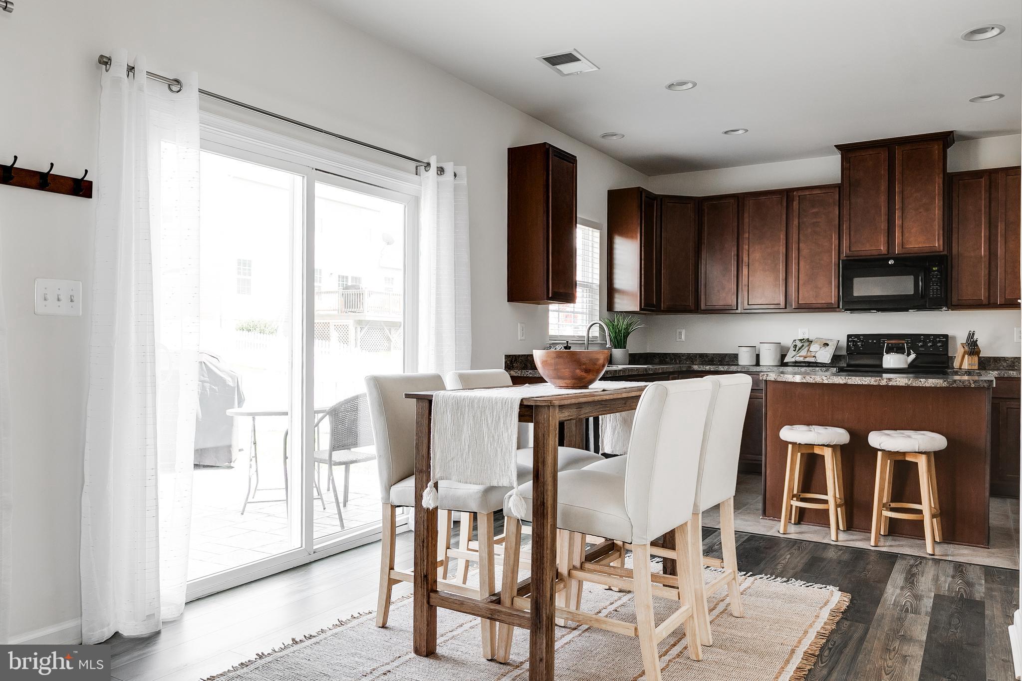 LEES PARKE - Residential