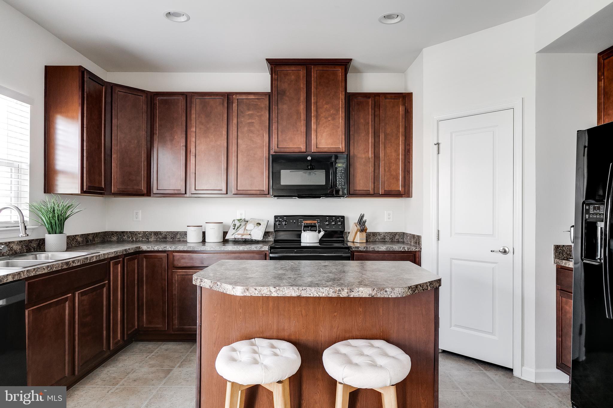 LEES PARKE - Residential