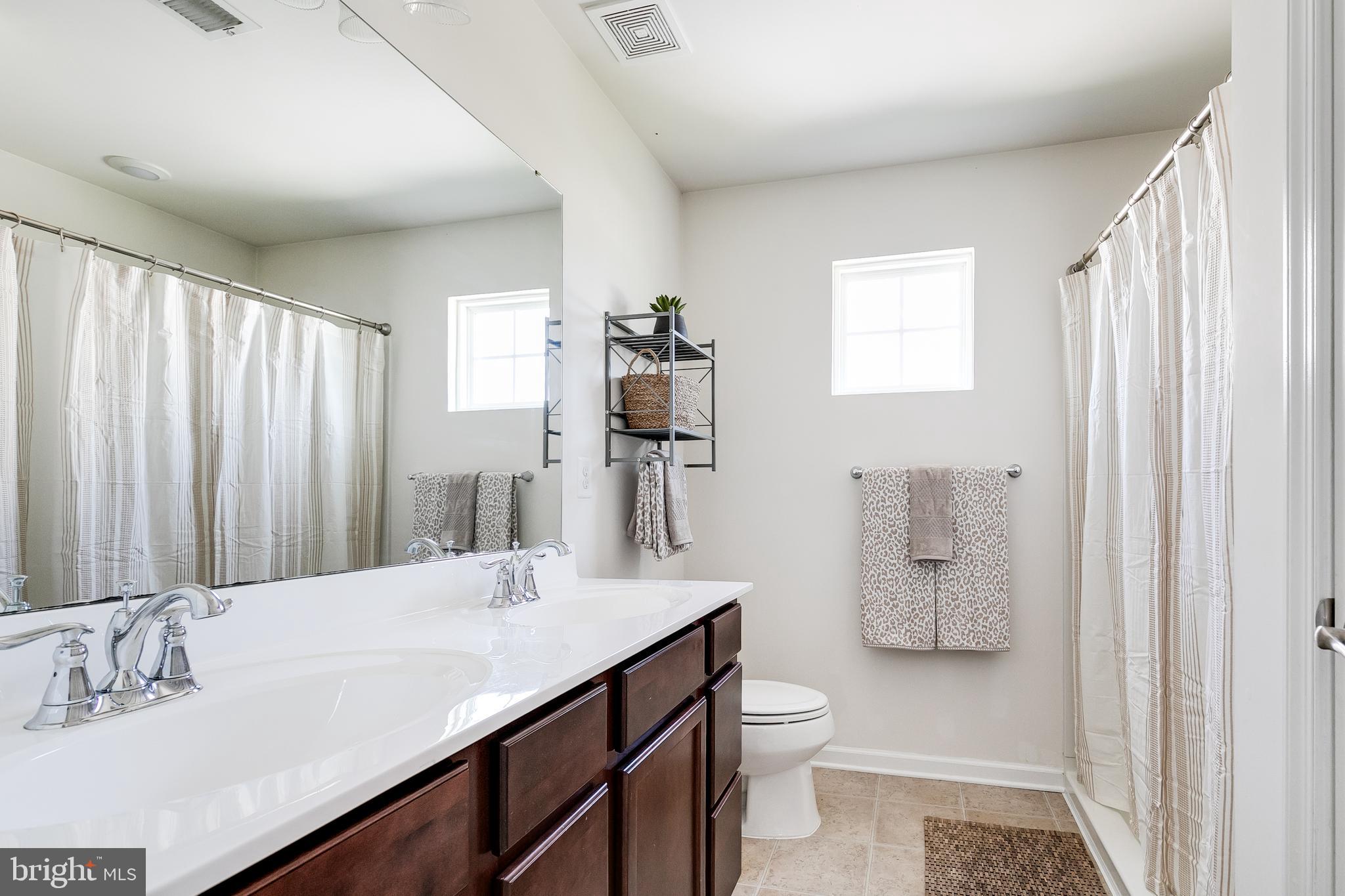 LEES PARKE - Residential