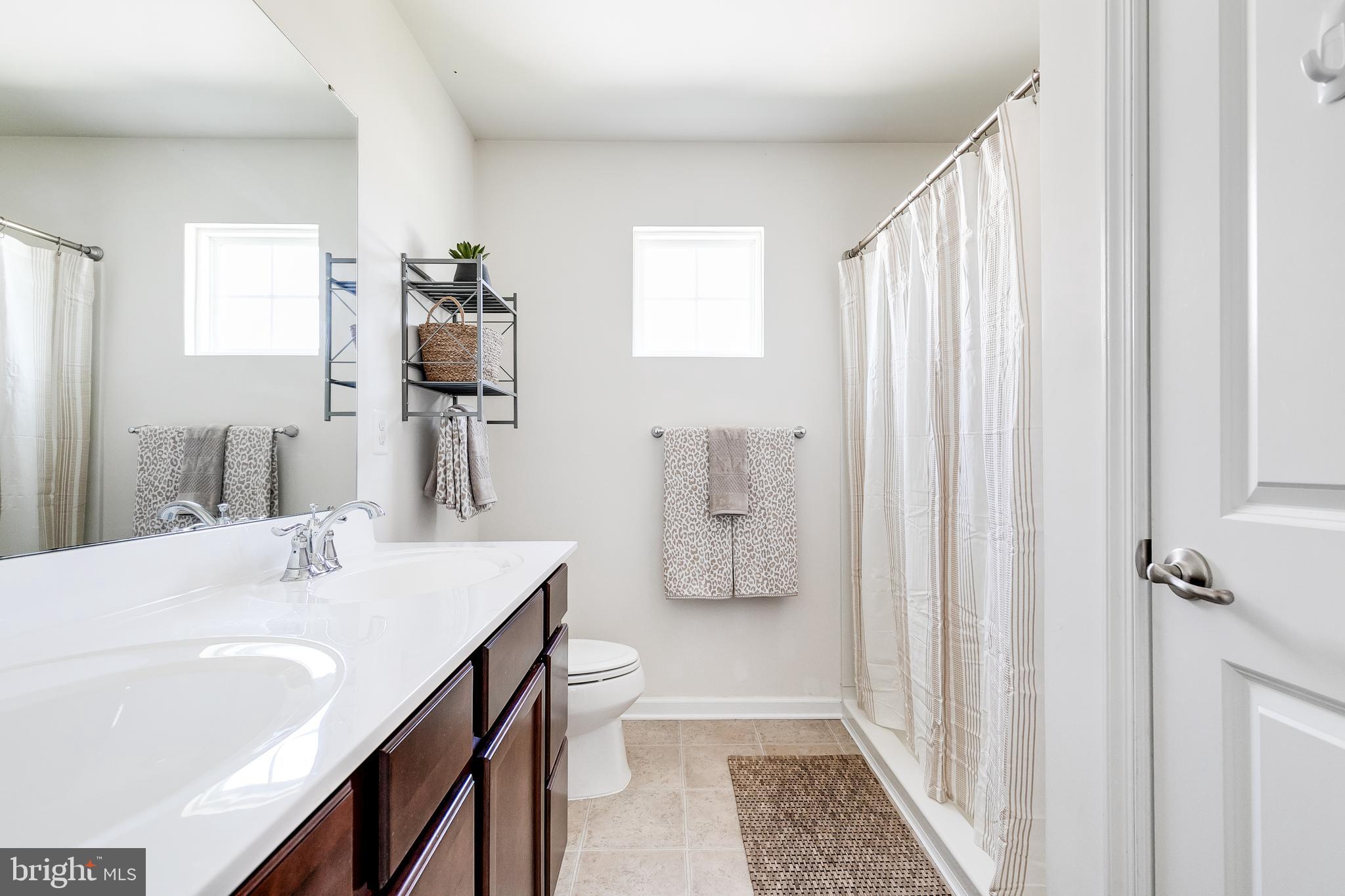 LEES PARKE - Residential