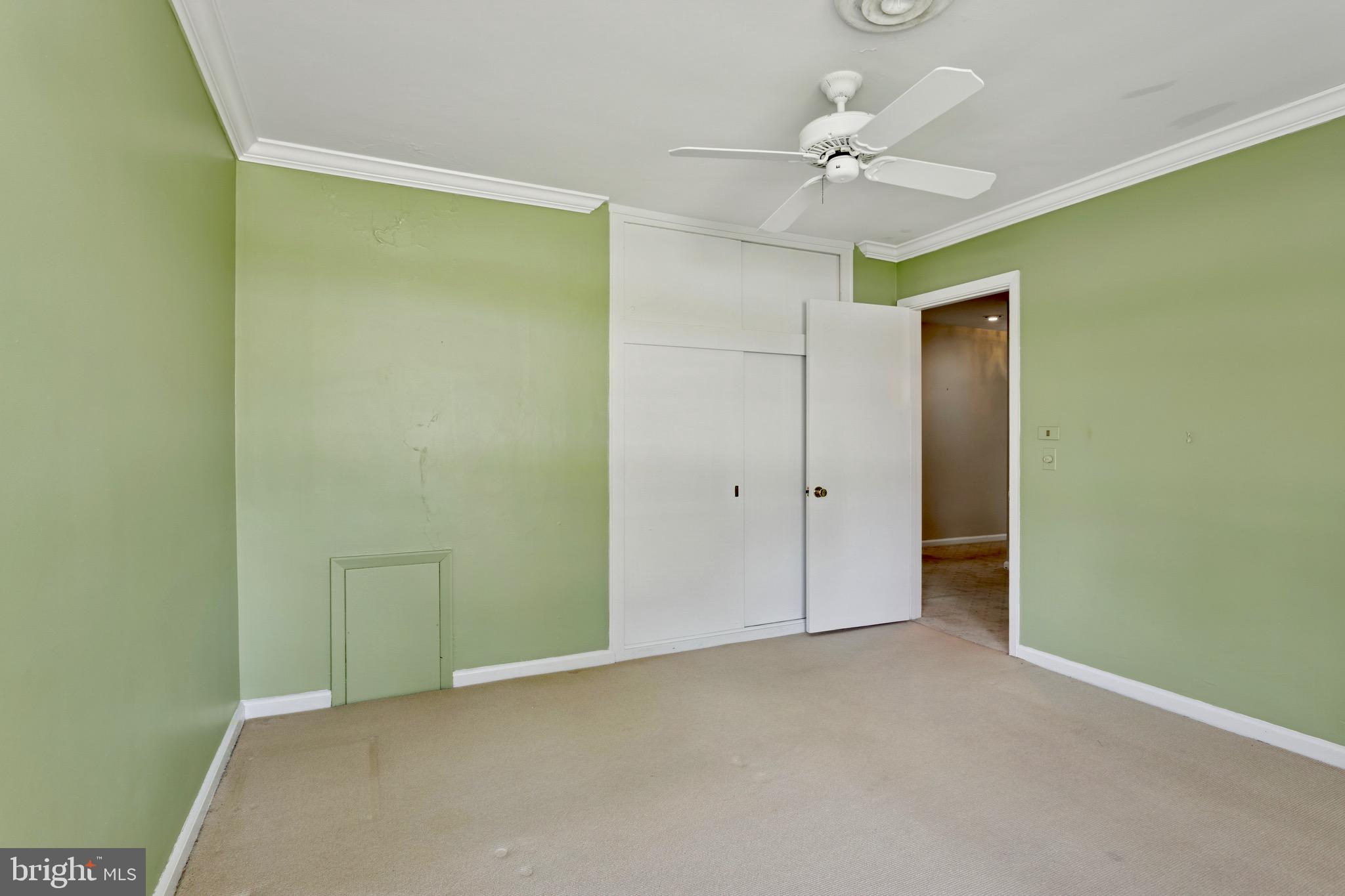 LONG MEADOW ESTATES - Residential