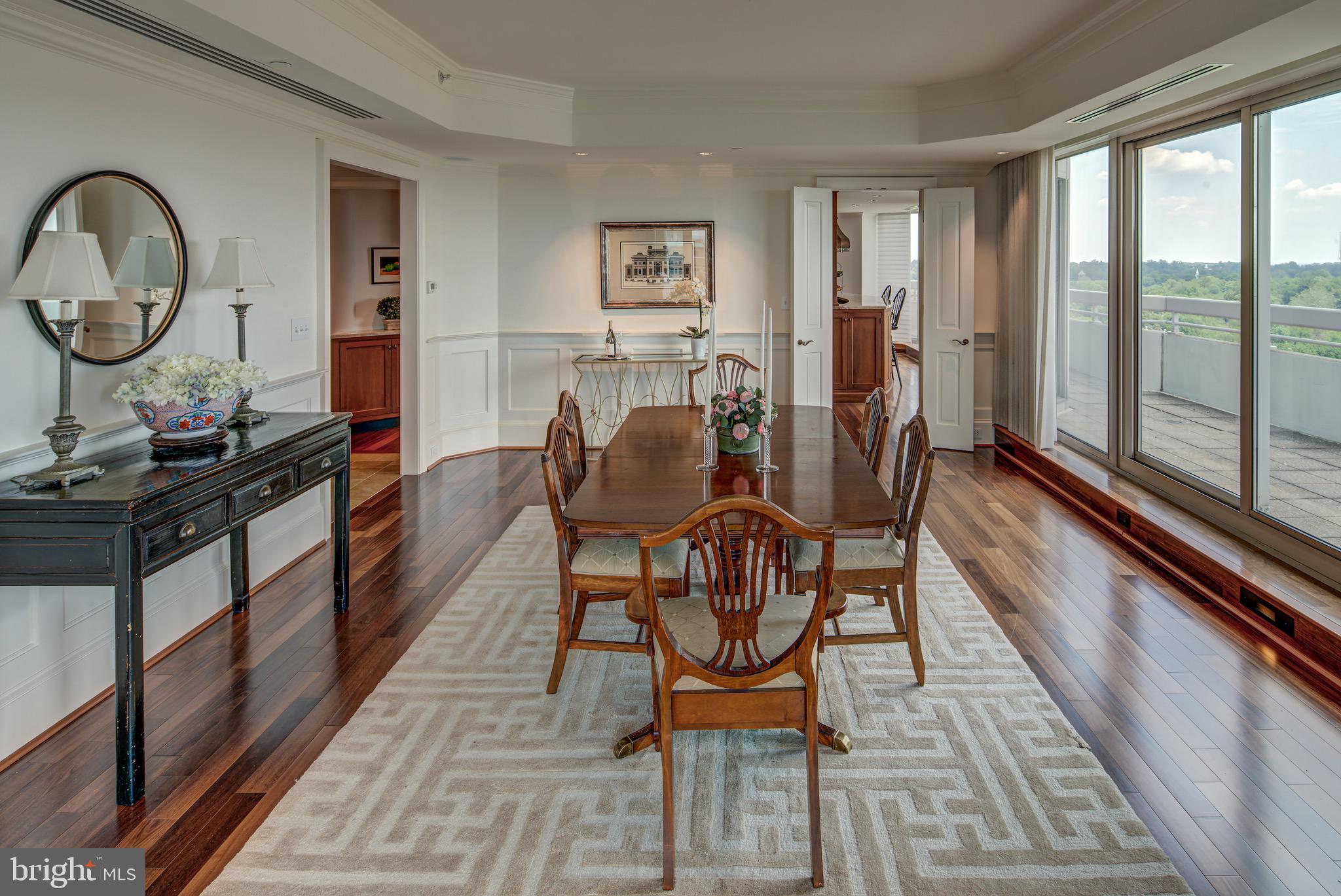 CHEVY CHASE - Residential