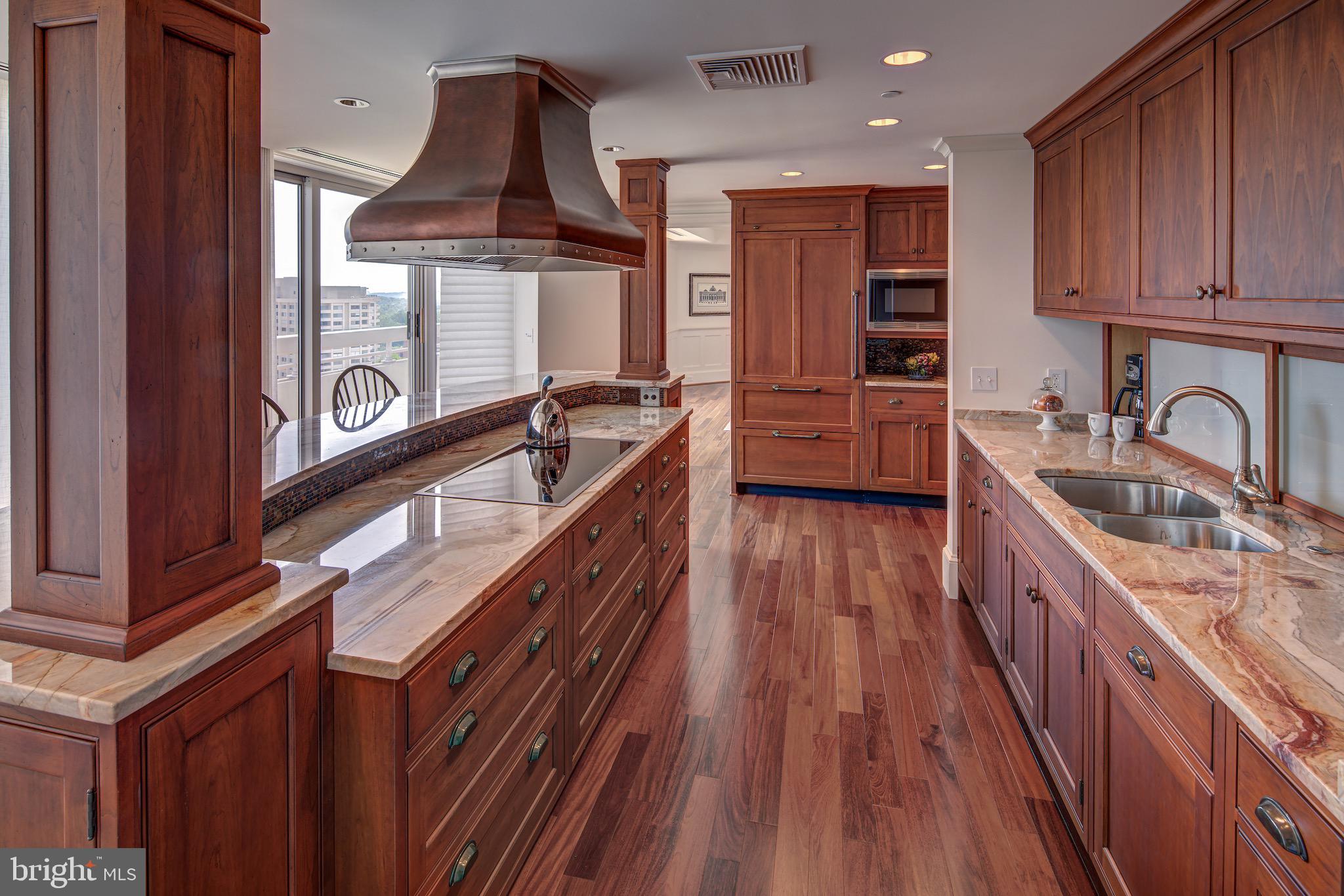 CHEVY CHASE - Residential