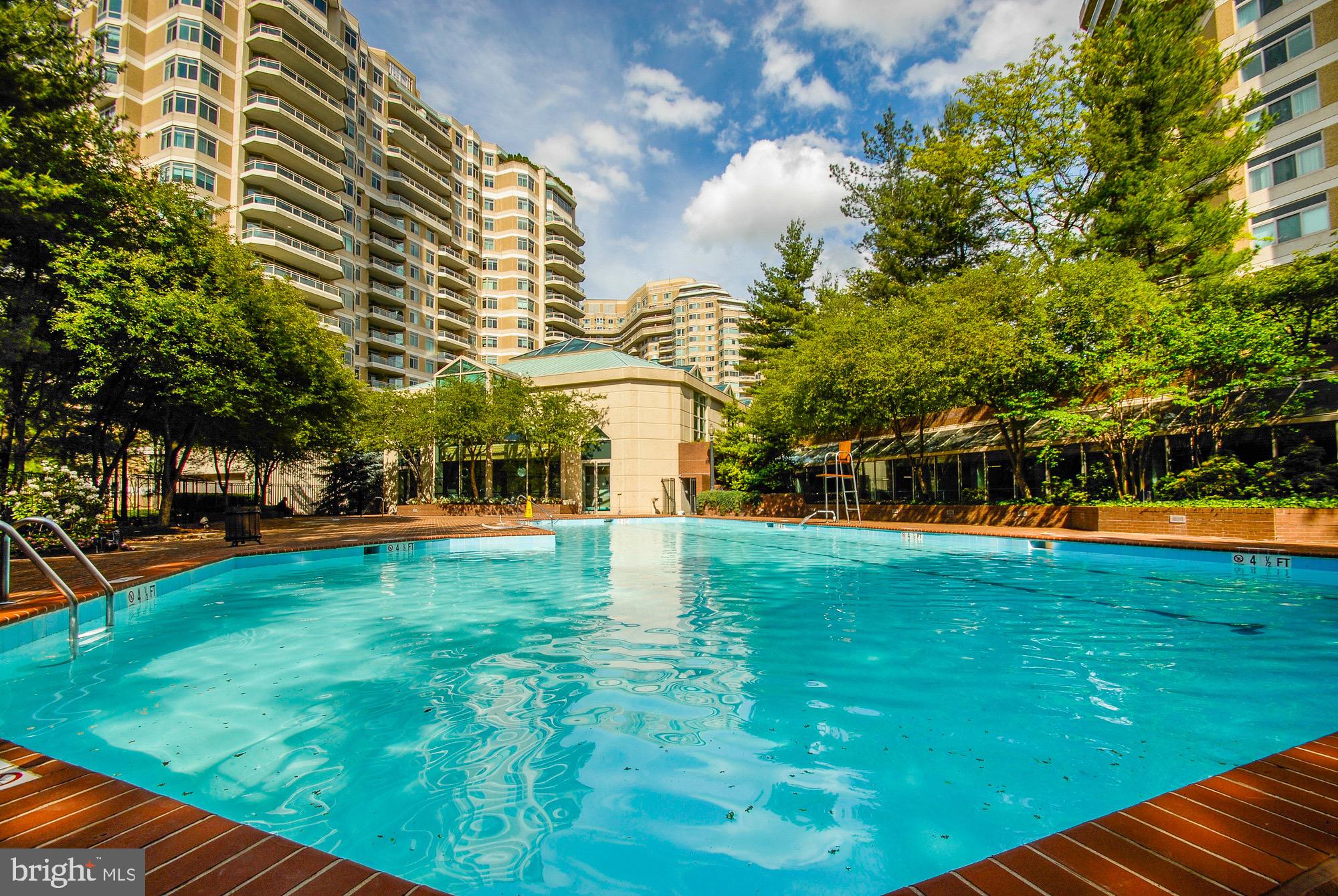 CHEVY CHASE - Residential