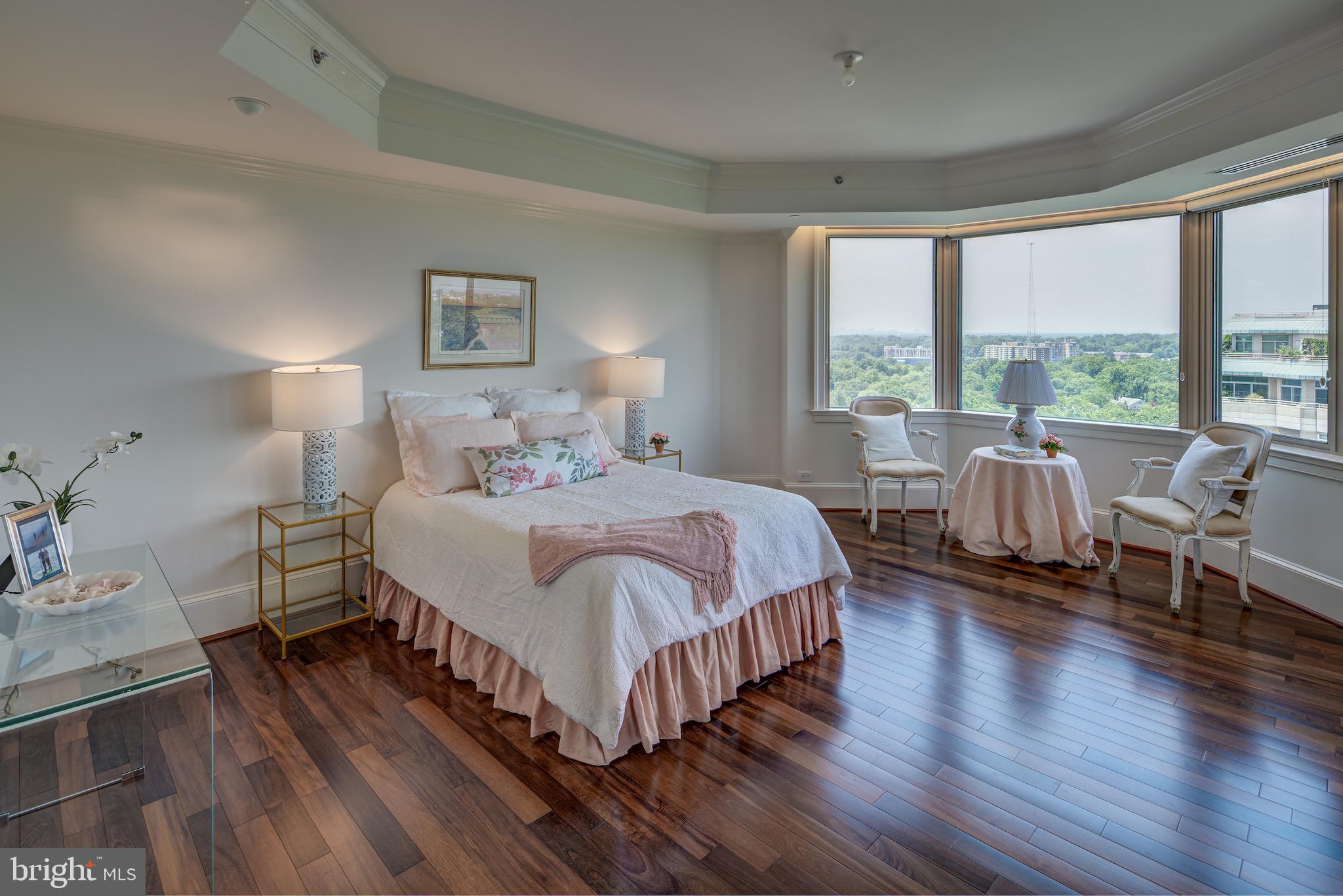 CHEVY CHASE - Residential