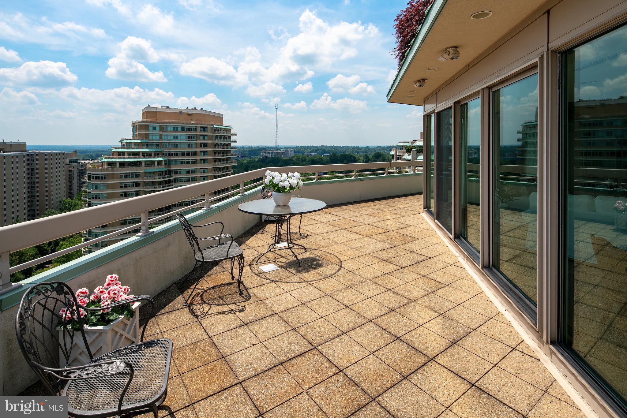 CHEVY CHASE - Residential