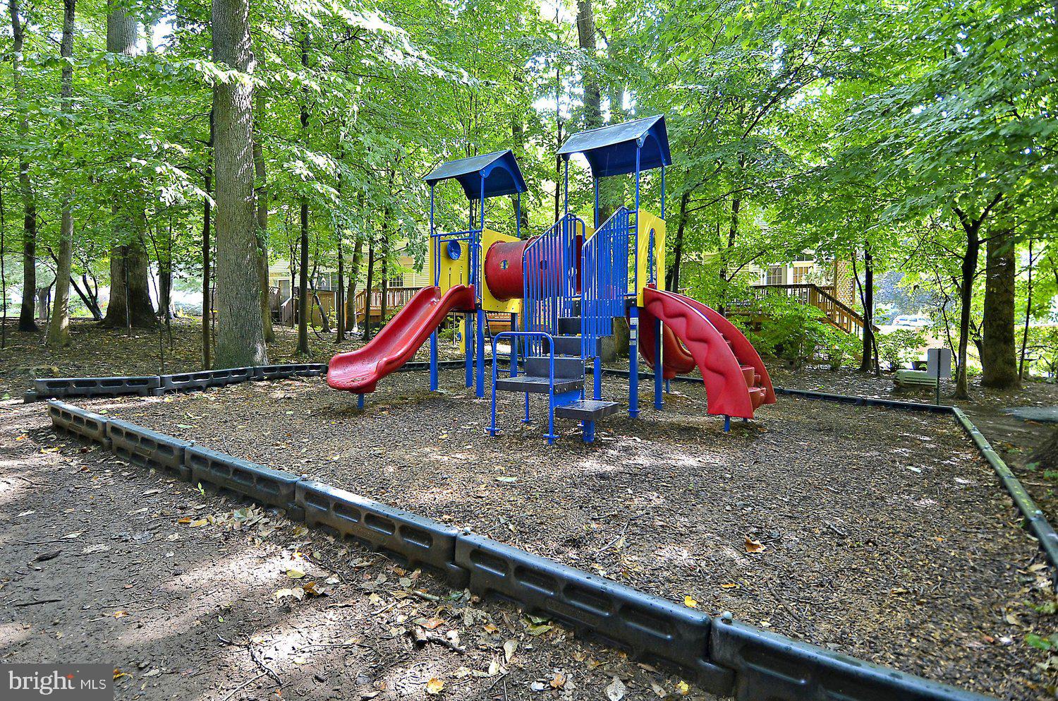 LAKE HALLOWELL - Residential