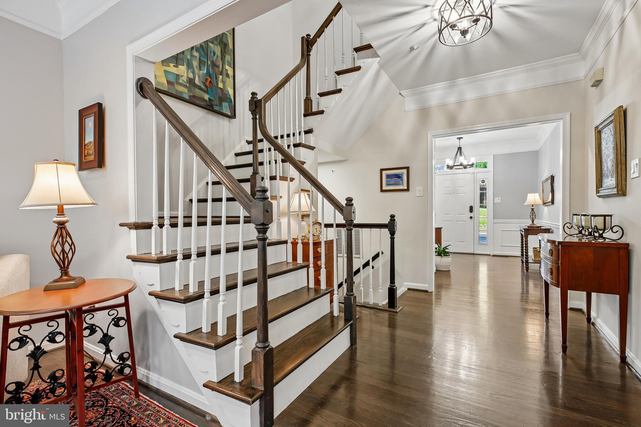 LAKE HALLOWELL - Residential