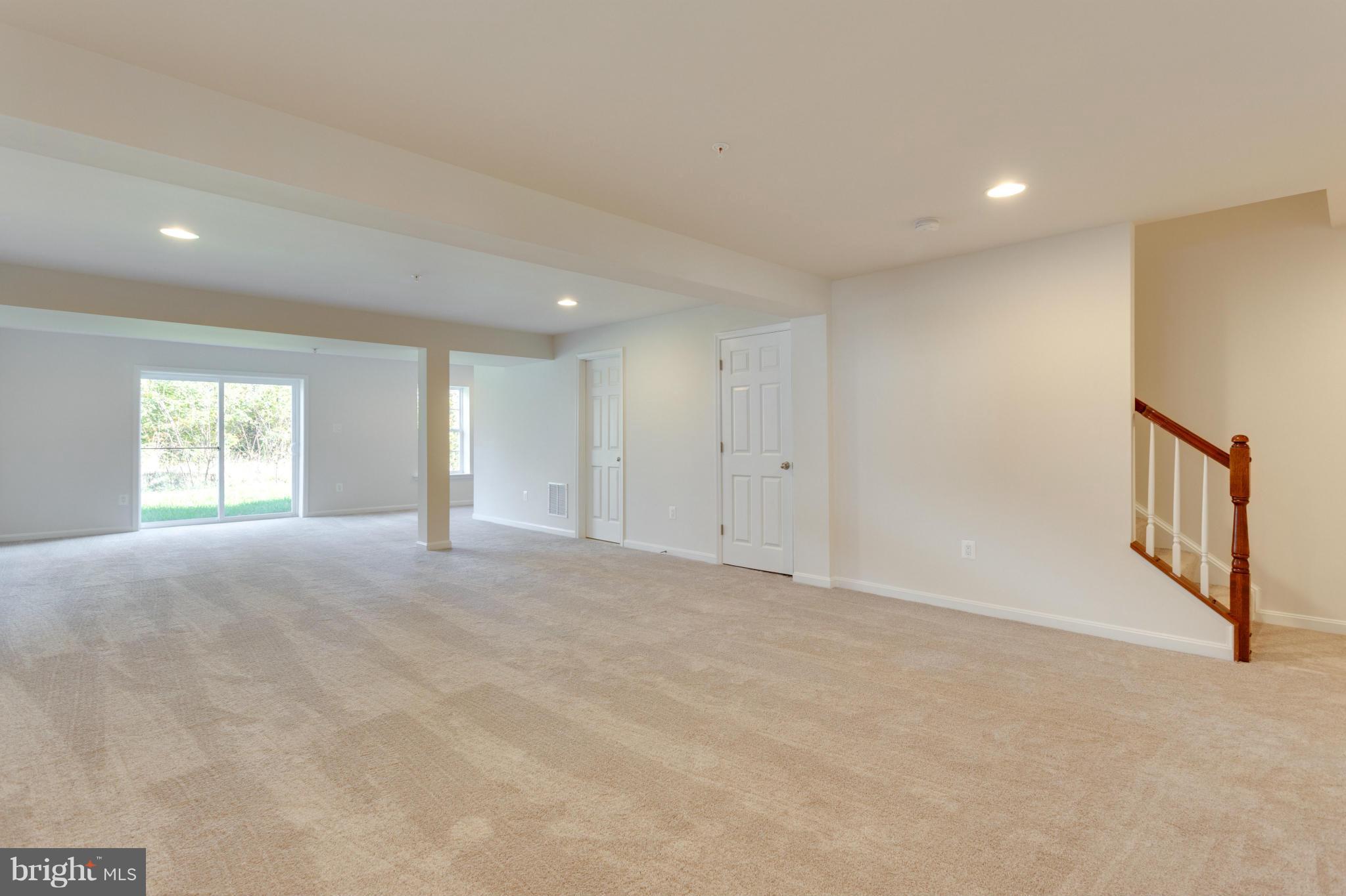 LEIGHLAND MEADOWS - Residential