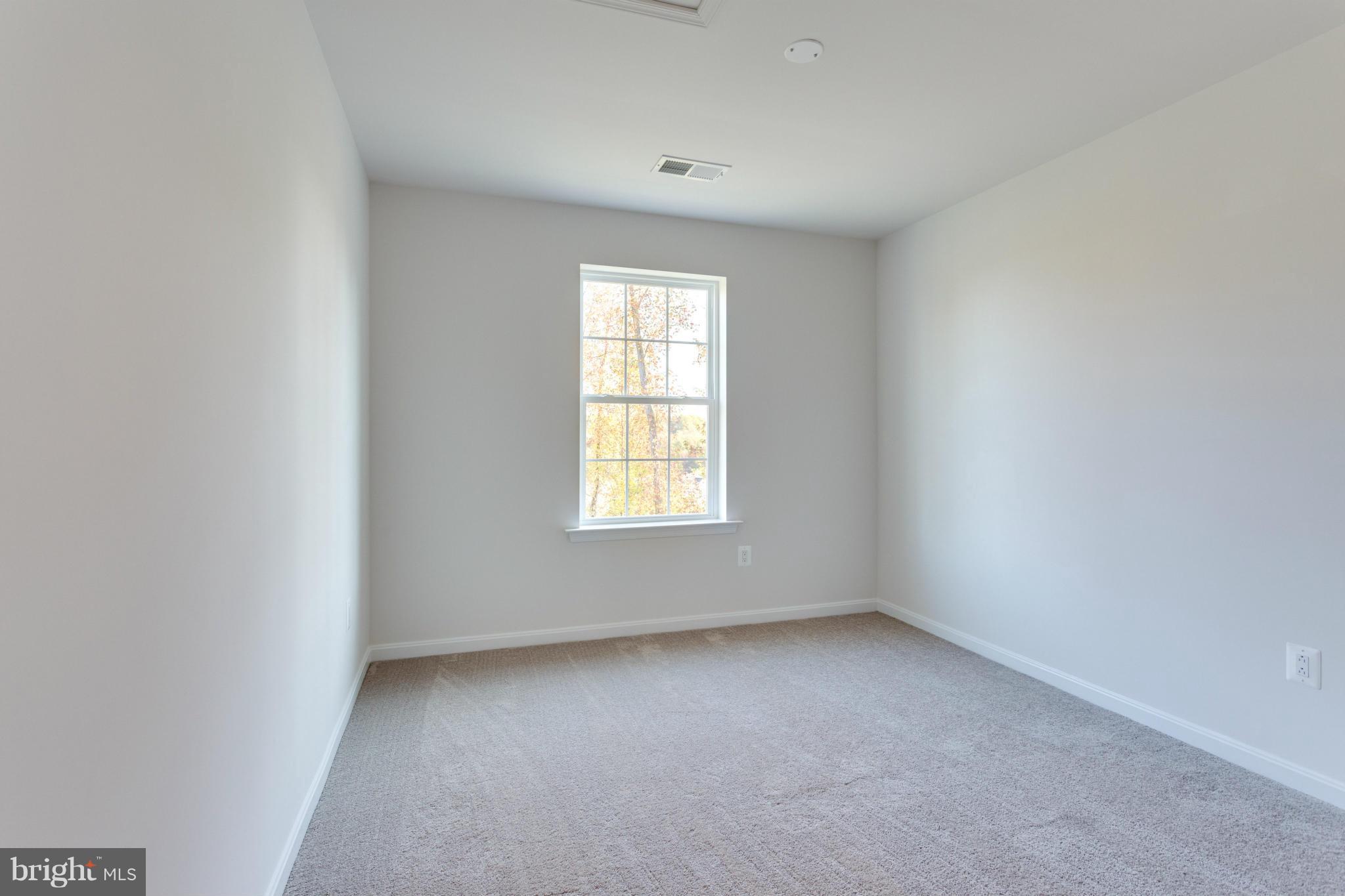 LEIGHLAND MEADOWS - Residential