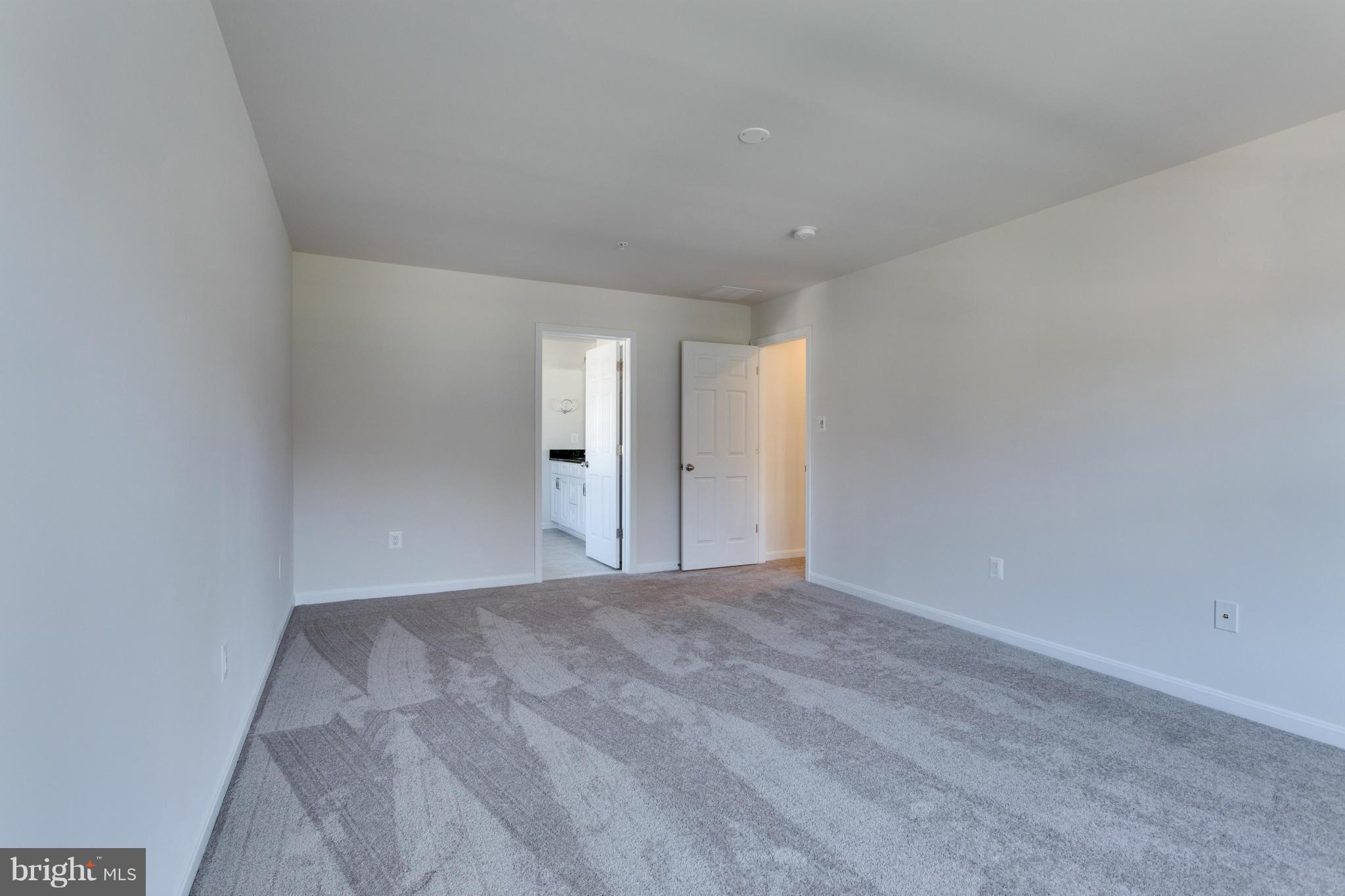 LEIGHLAND MEADOWS - Residential