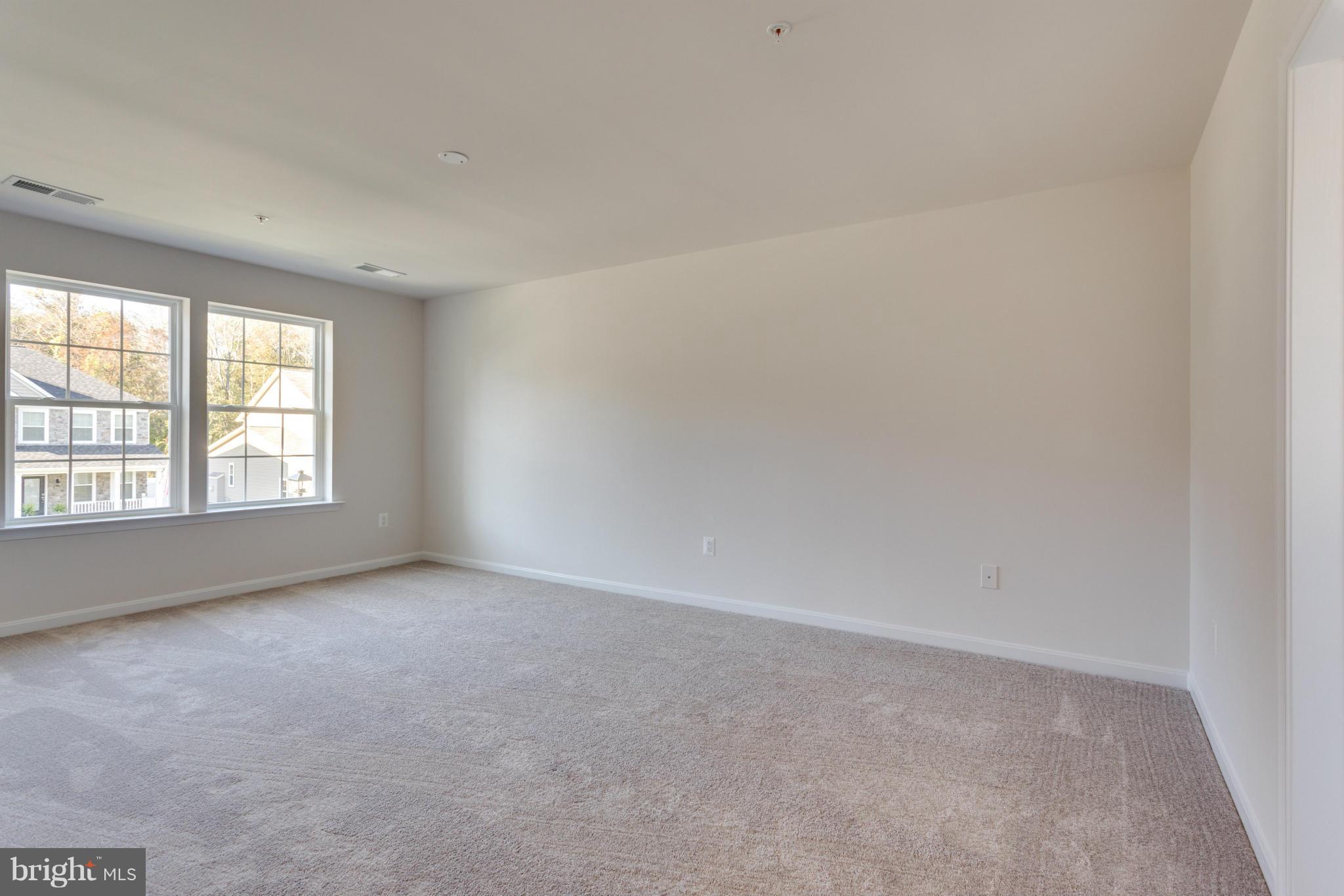 LEIGHLAND MEADOWS - Residential