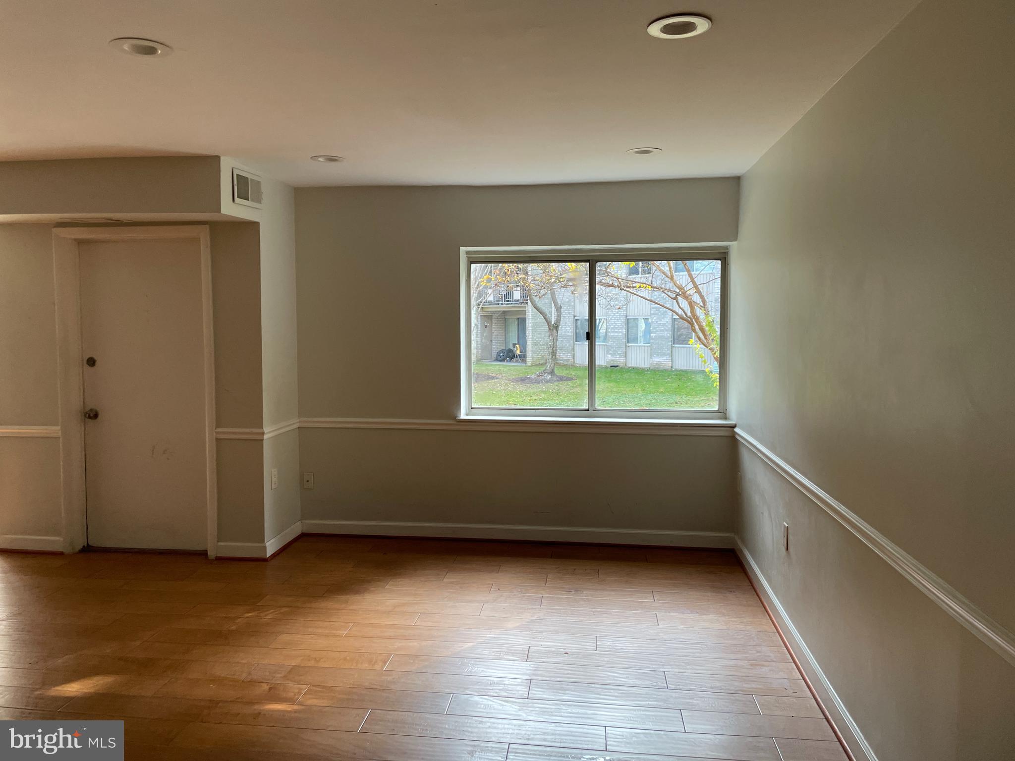 BETHESDA PARK - Residential