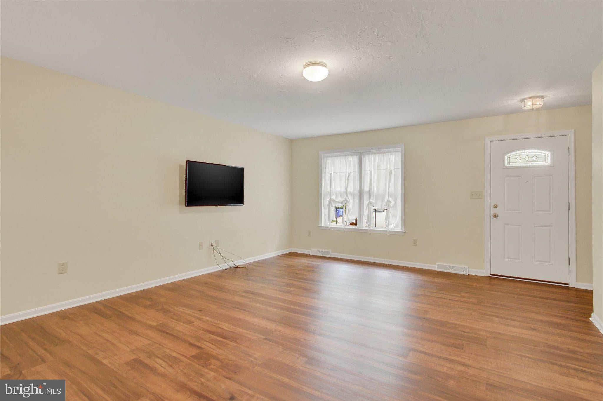 2314 DAISY ROAD