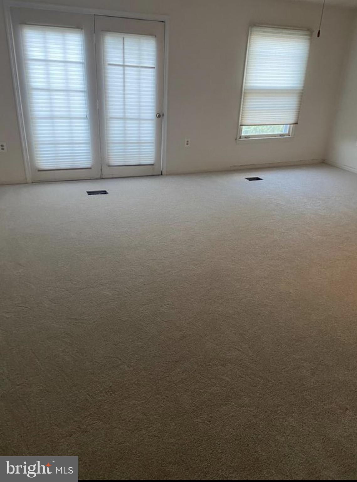 JACKSONS RIDGE CONDOS - Residential