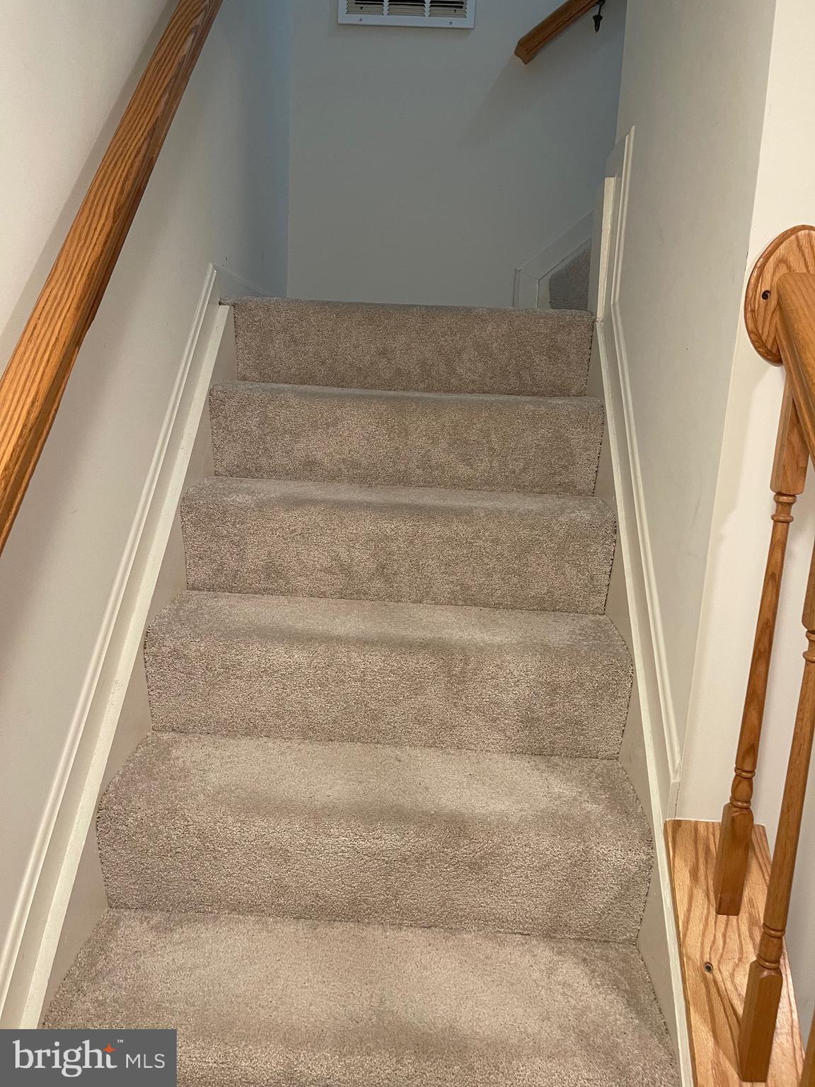 JACKSONS RIDGE CONDOS - Residential