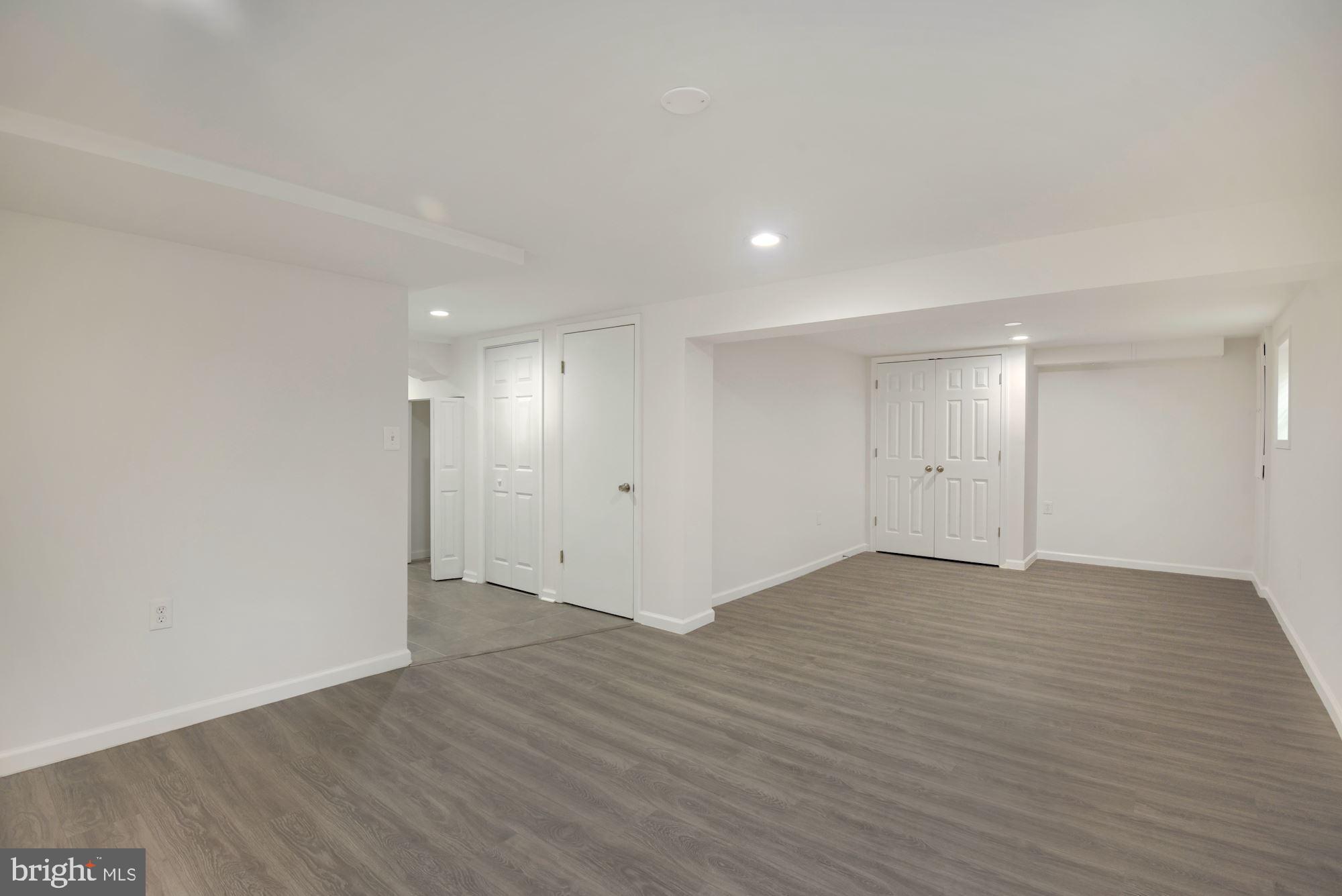 UNIVERSITY PARK - Residential Lease