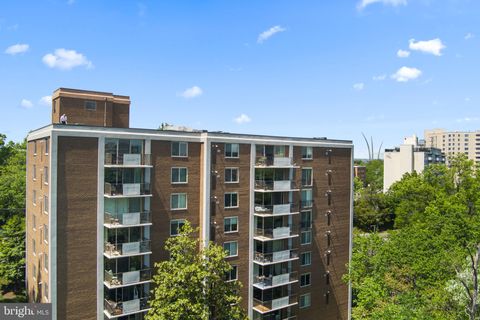 1515 S ARLINGTON RIDGE ROAD 402 ARLINGTON VA 22202