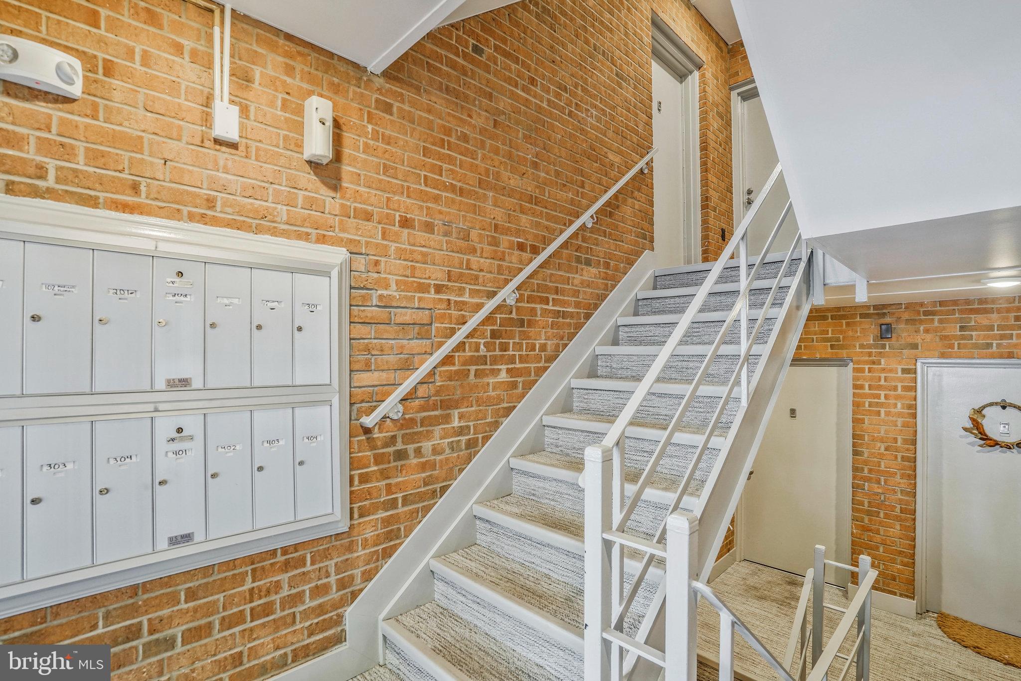 BOLLING BROOK - Residential