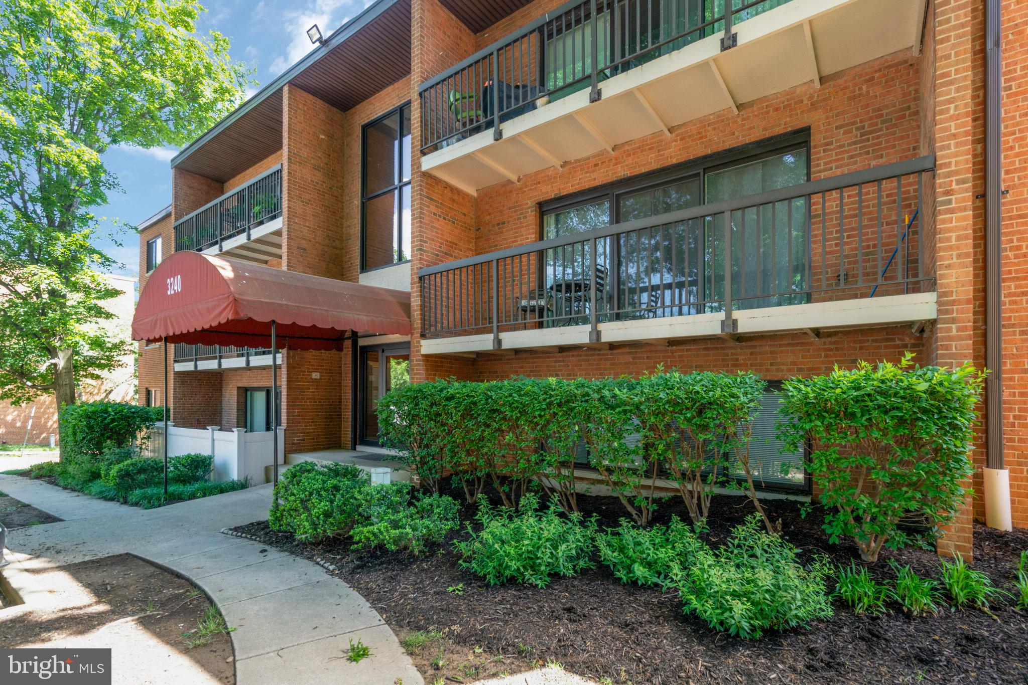 BOLLING BROOK - Residential