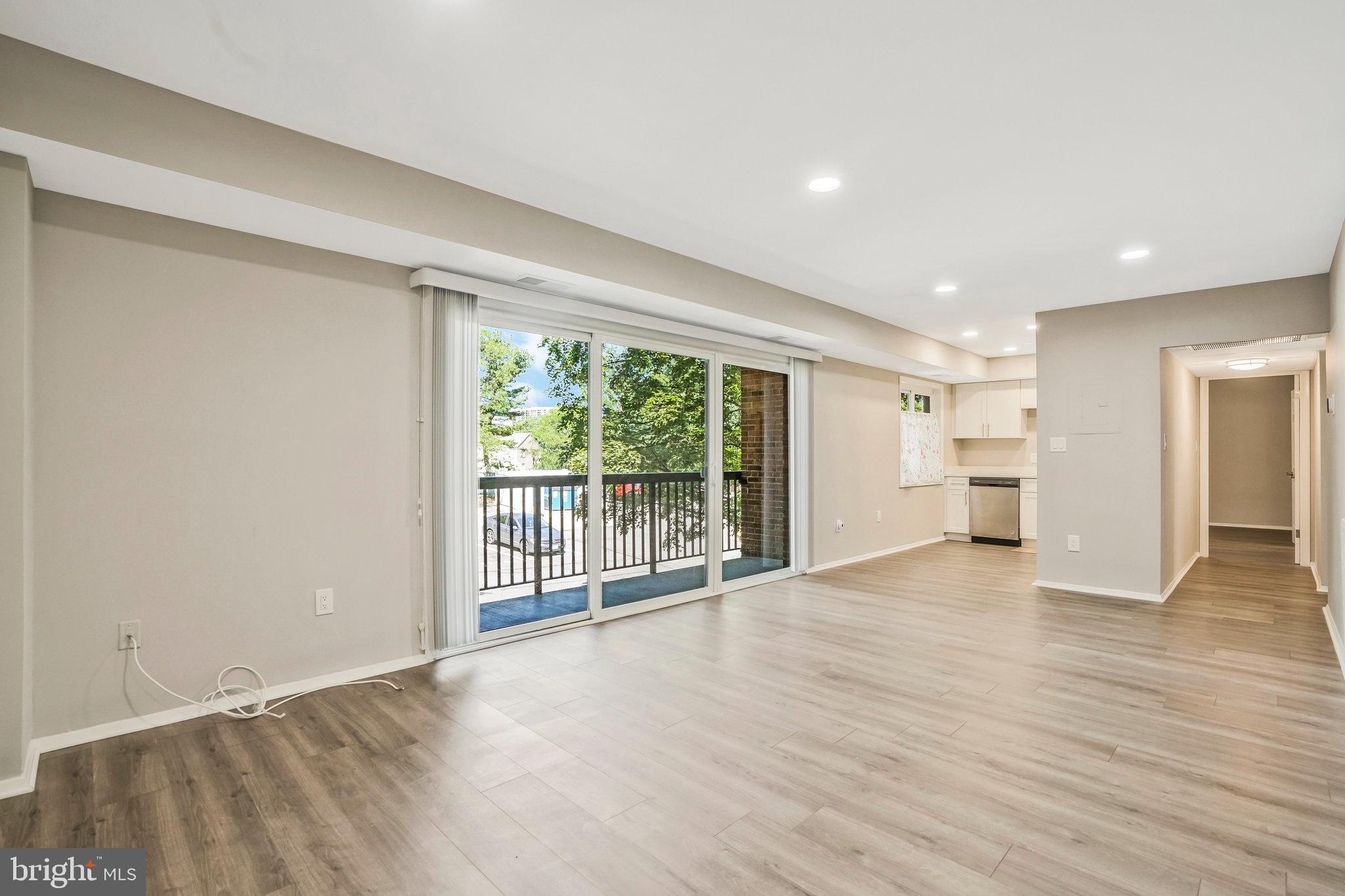 BOLLING BROOK - Residential