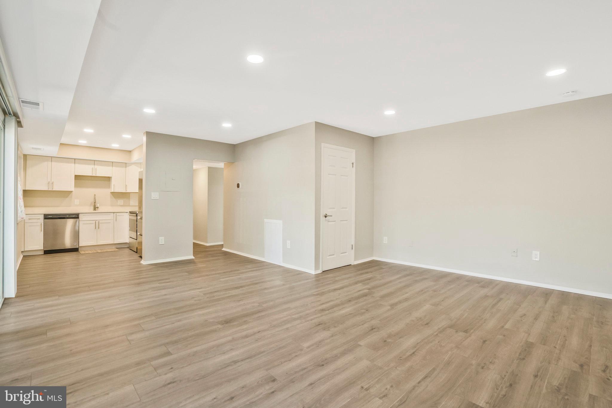 BOLLING BROOK - Residential