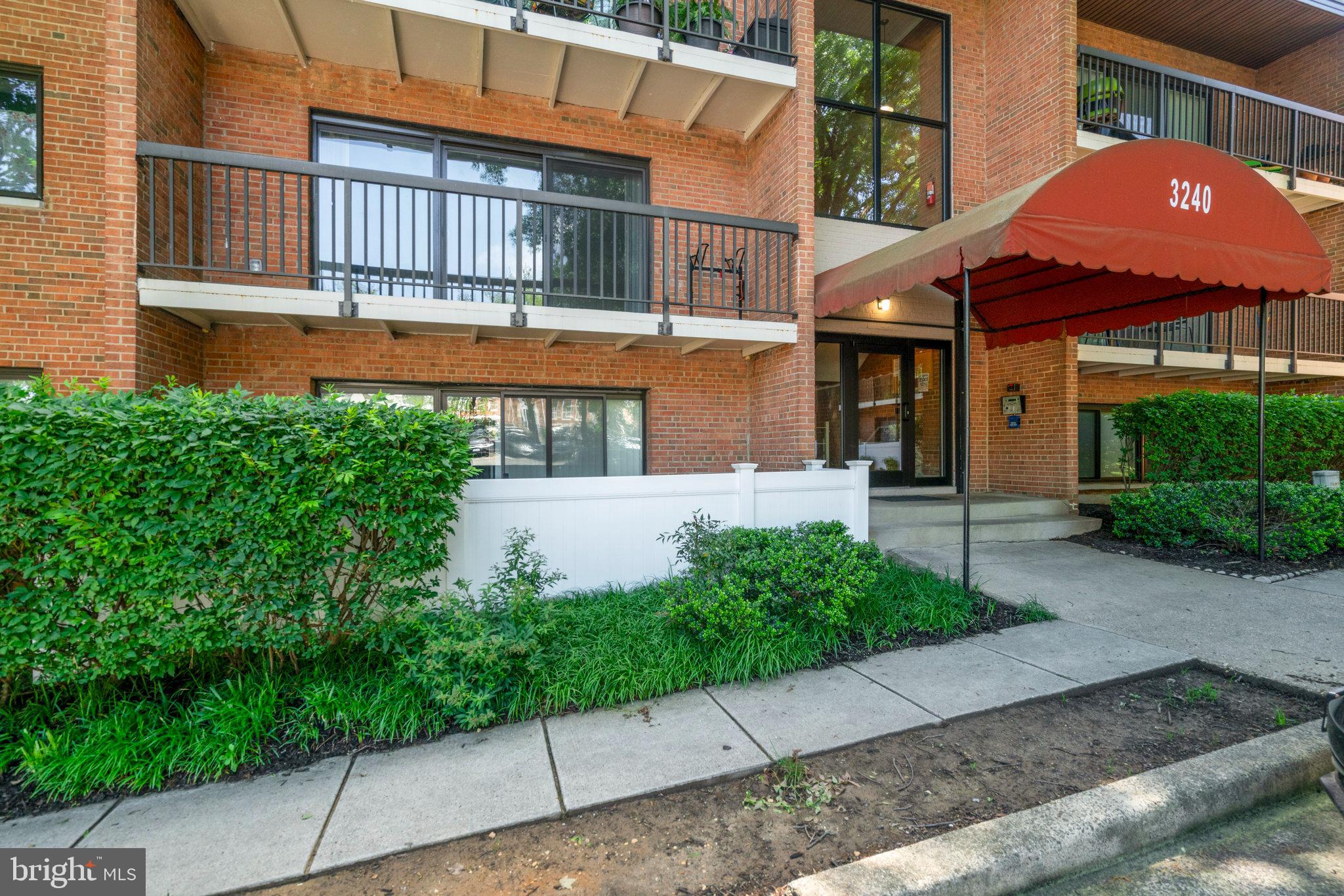 BOLLING BROOK - Residential