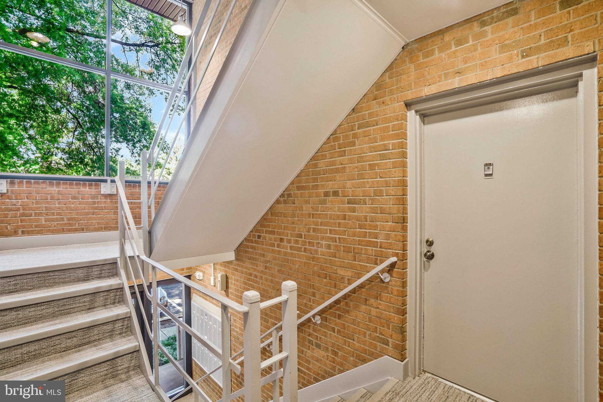 BOLLING BROOK - Residential