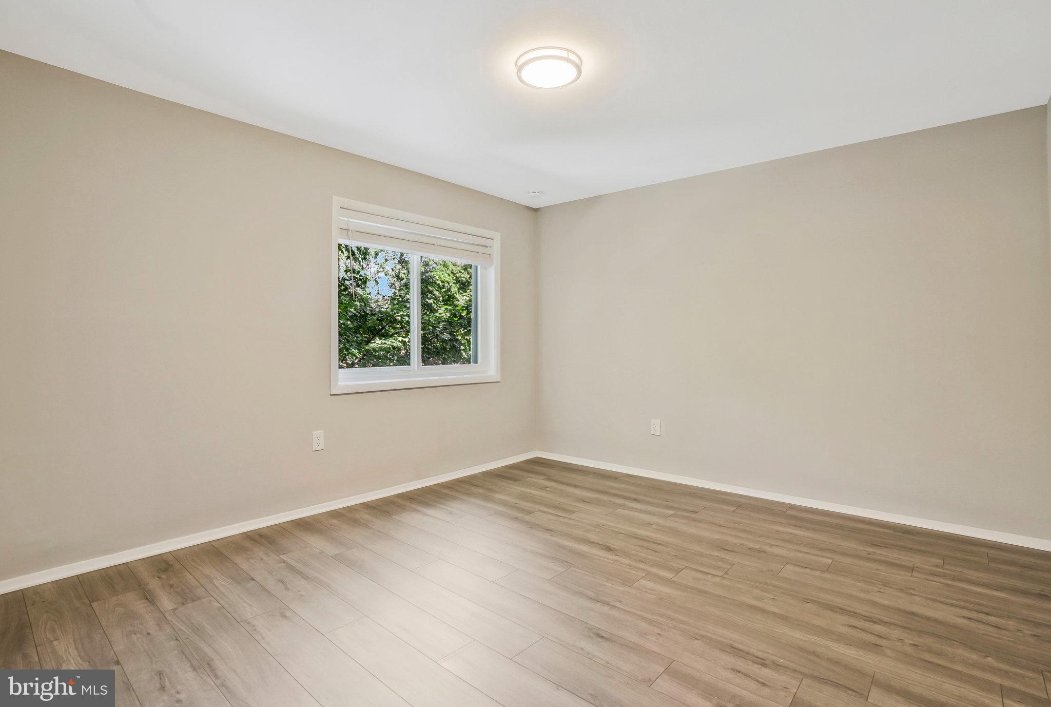 BOLLING BROOK - Residential