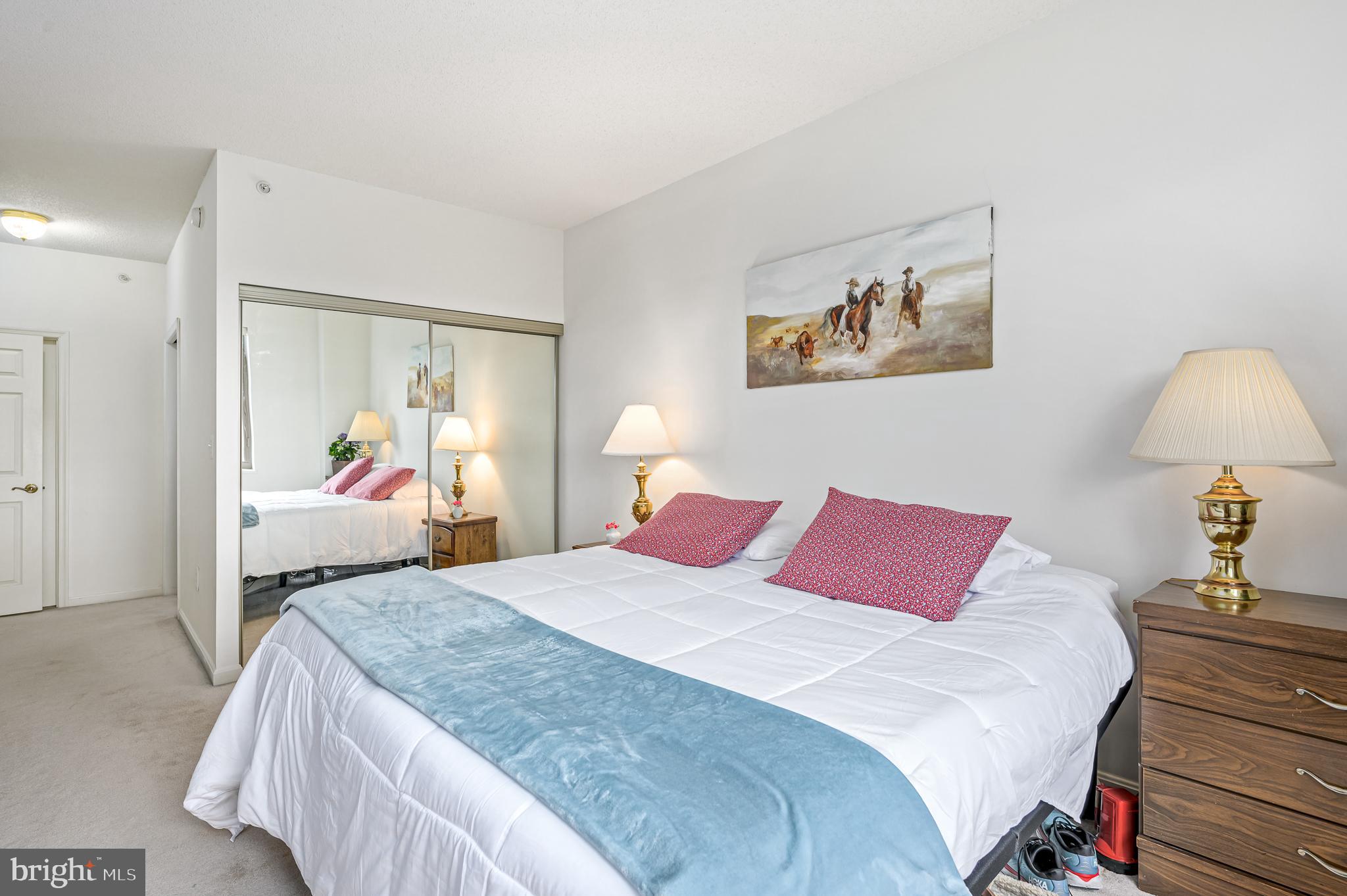 RIVERVIEW AT LANSDOWNE WOODS - Residential