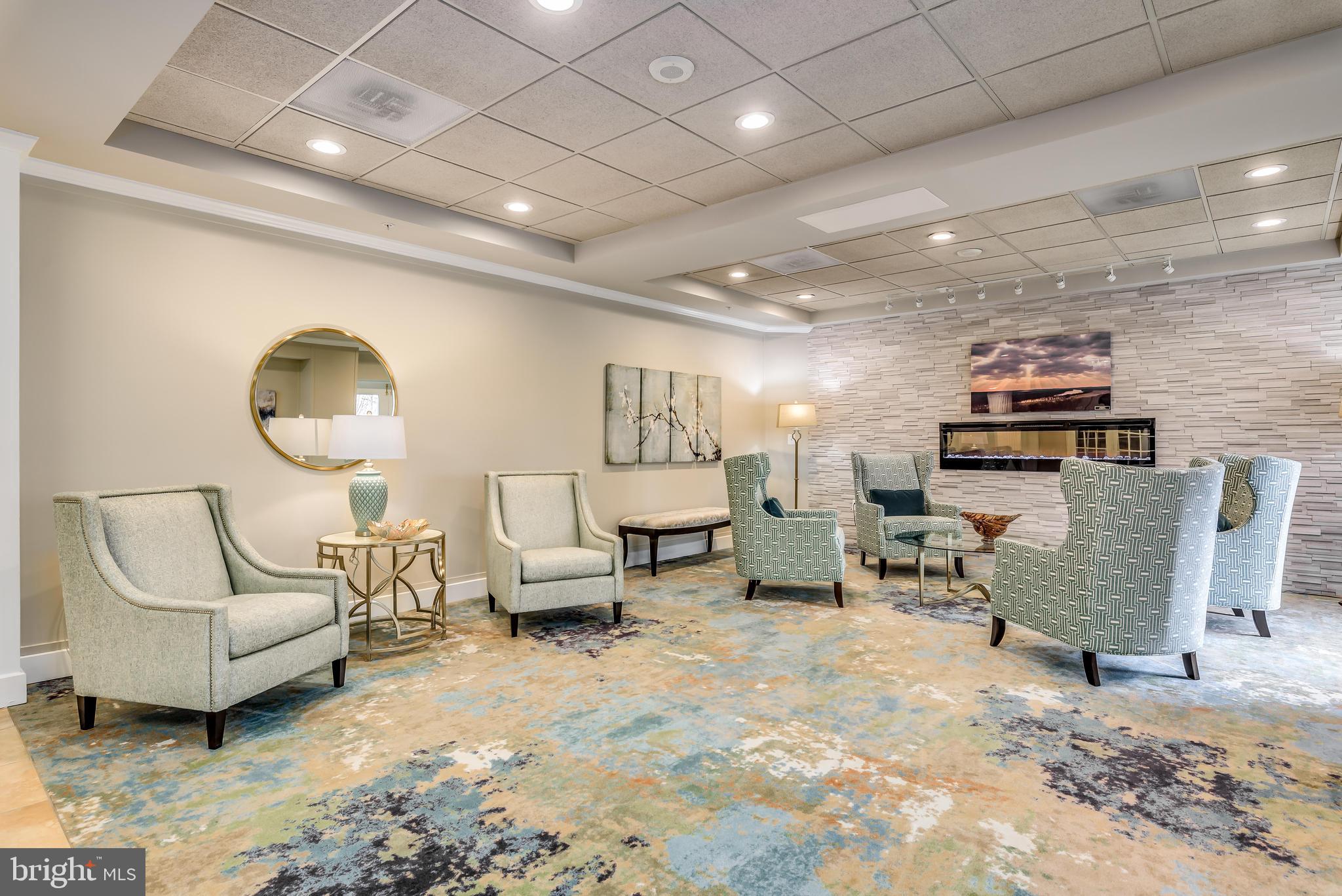 RIVERVIEW AT LANSDOWNE WOODS - Residential