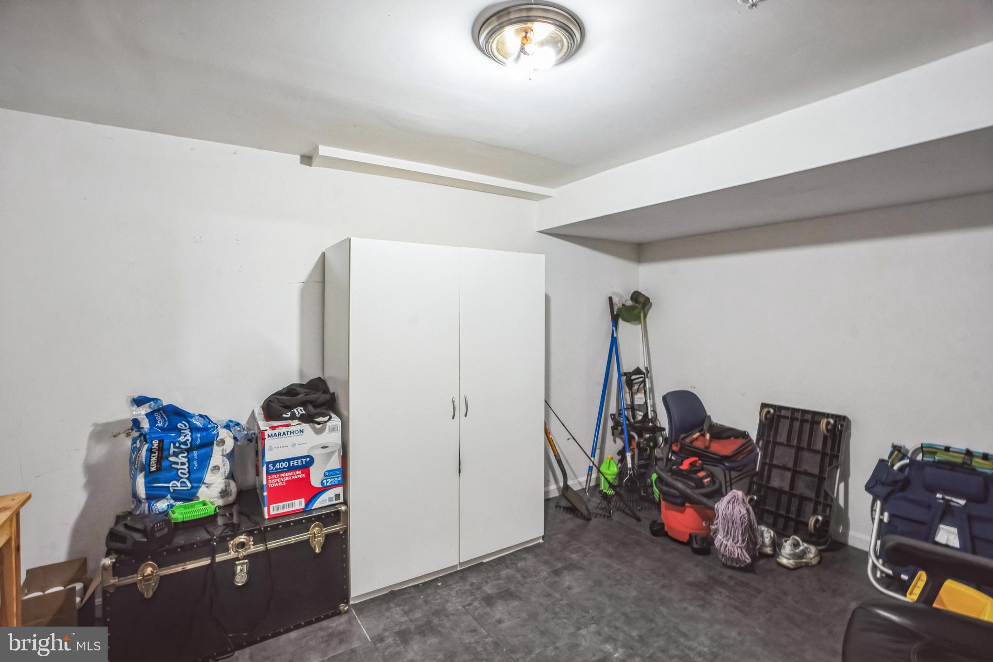 PRESIDENTIAL HEIGHTS - Residential