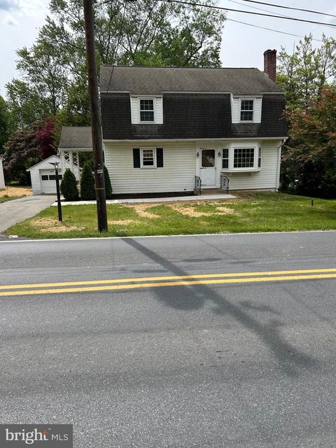 Photo of 38 N DONNERVILLE RD, MOUNTVILLE, PA 17554 (MLS # PALA2035100)