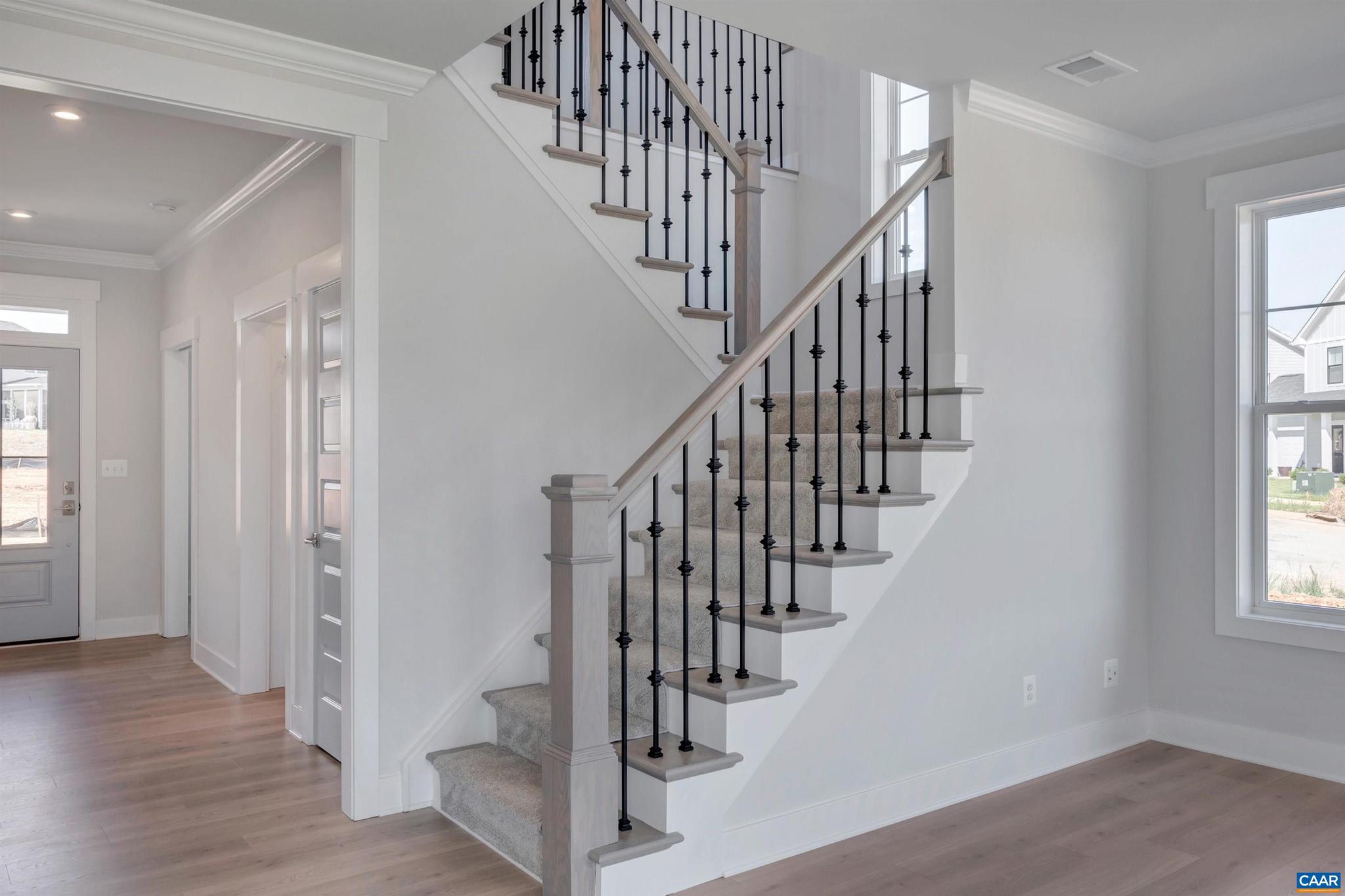 SPRING CREEK - Residential