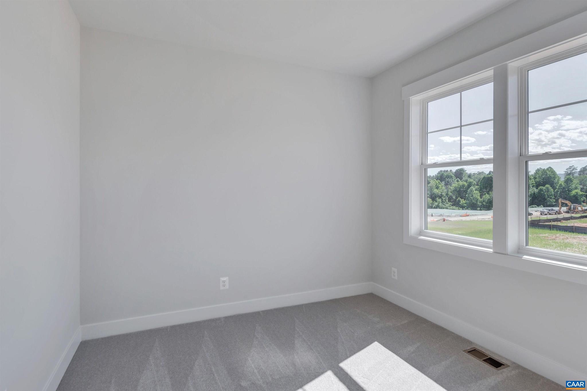 SPRING CREEK - Residential