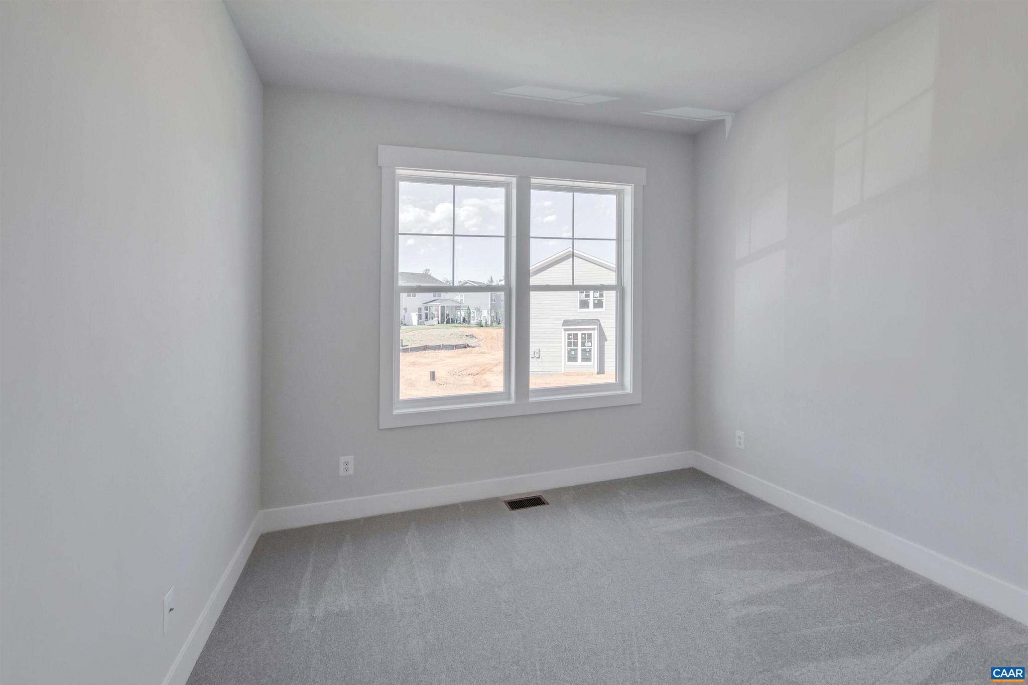 SPRING CREEK - Residential