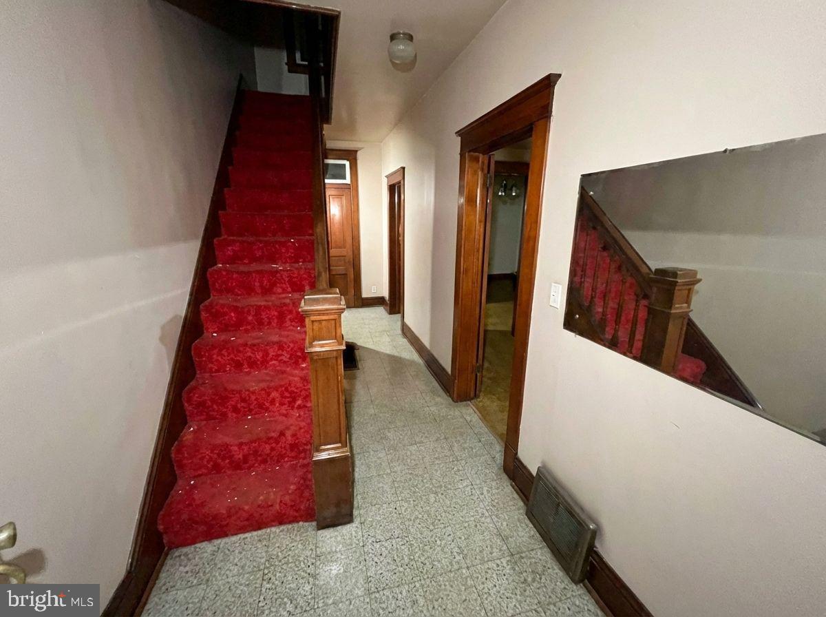 DECATUR HEIGHTS - Residential